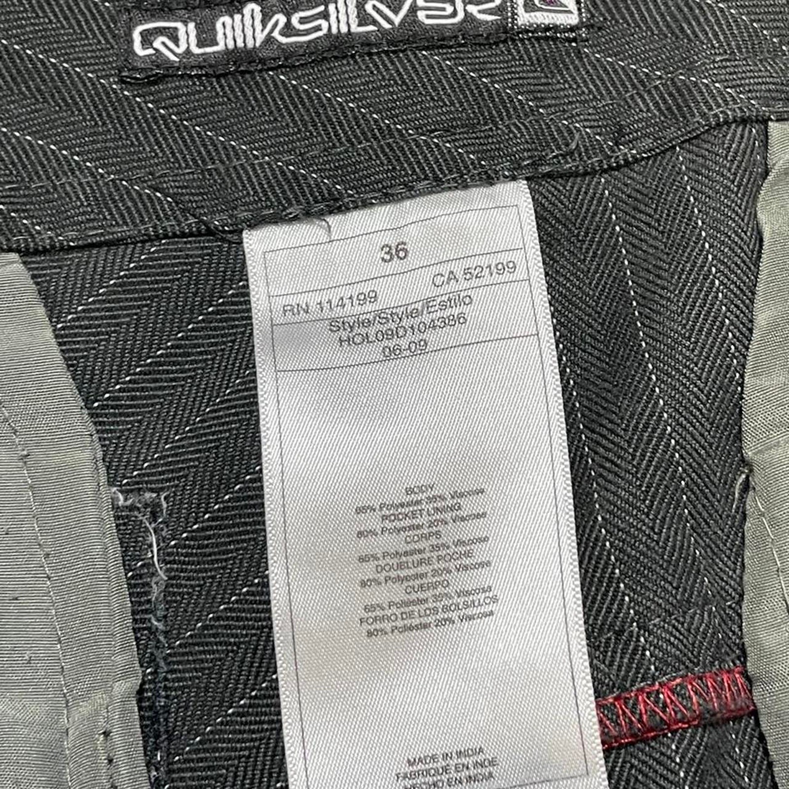 Quiksilver Vintage Grey Pinstripe Skate Shorts Embroidered Logo Y2K Size 36