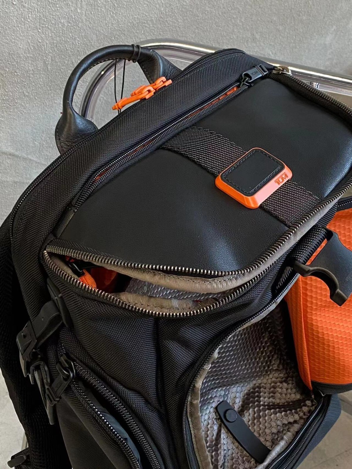 TUMI BACKPACK NYLON / LEATHER BLACK SIZE: 43 X 29 X 19 CM US FREE SHIPPING
