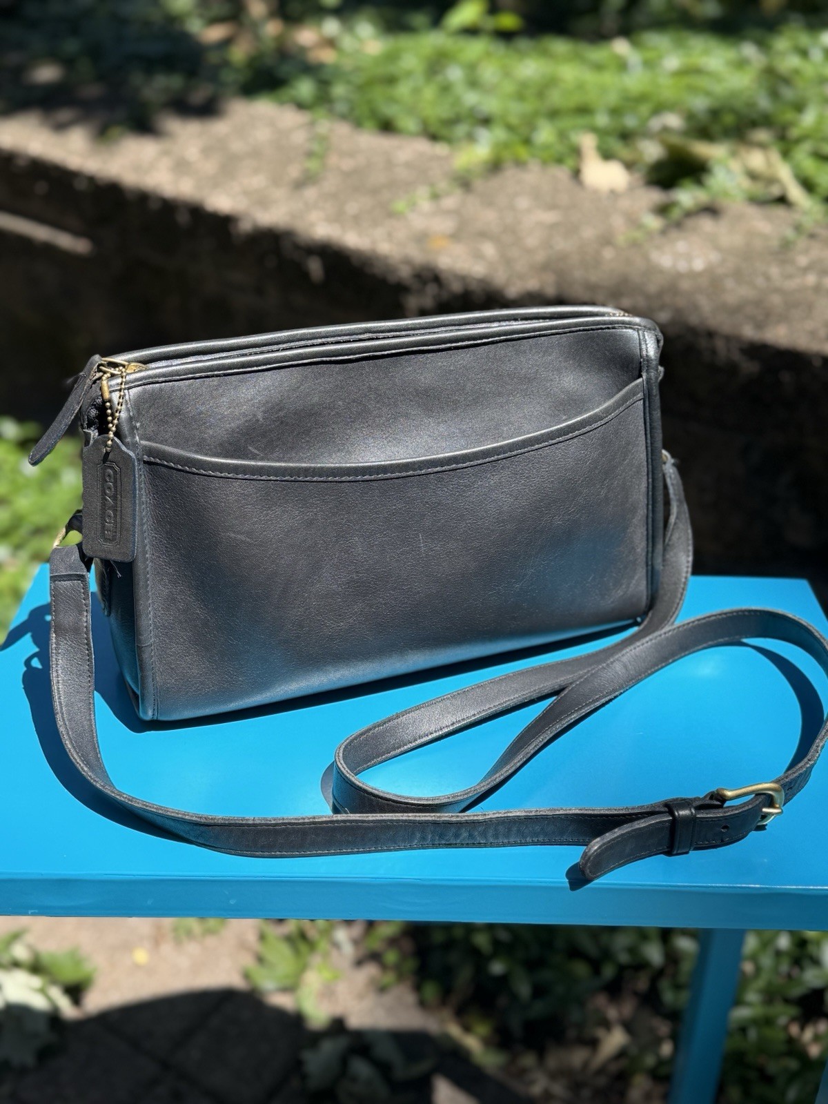 Vintage Coach 9944 Black Glove Tanned Leather Crossbody USA Made Hangtag