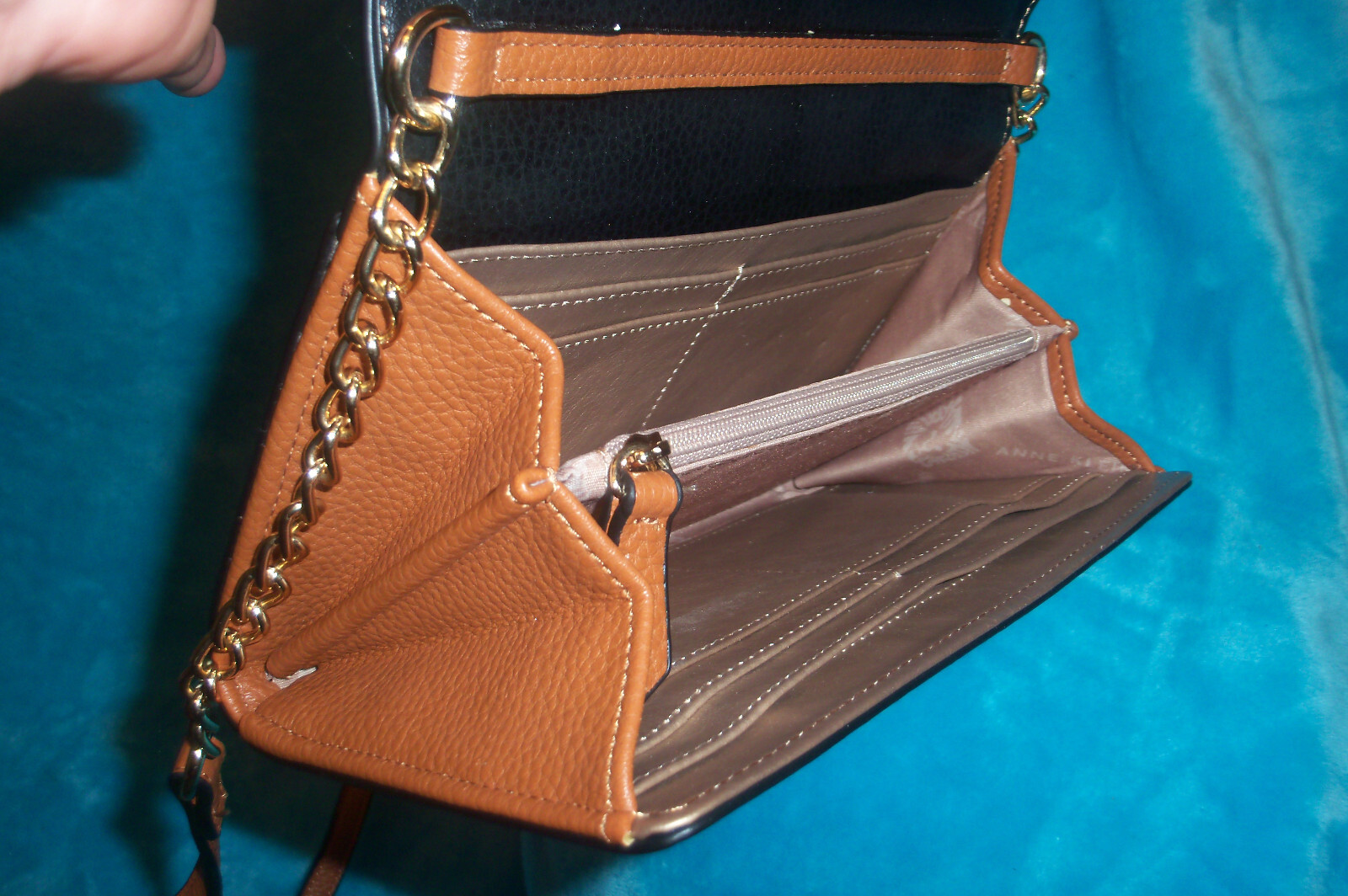 New ANNE KLIEN Black & Saddle Brown Wallet Crossbody Bag – CHAIN STRAP – PEBBLED