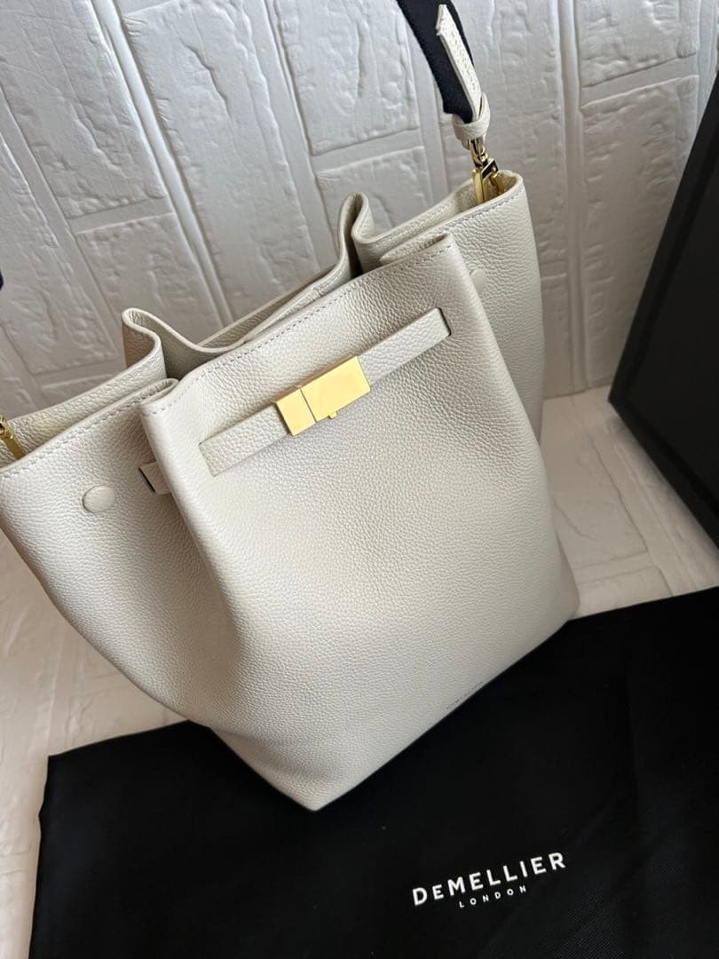 DEMELLIER New York Leather Shoulder Bag from Japan