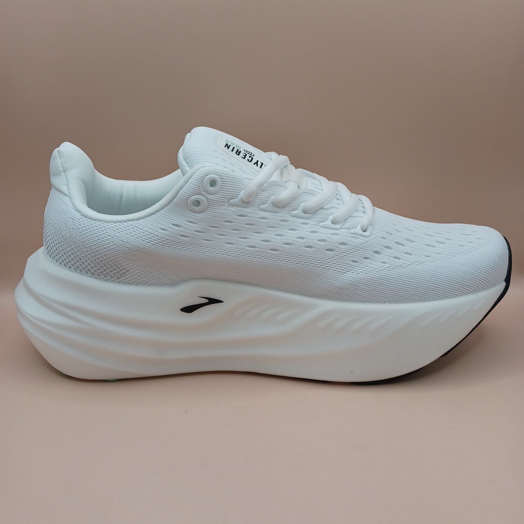 Brooks Glycerin Max Running Shoes-White Women Size 6.5 US