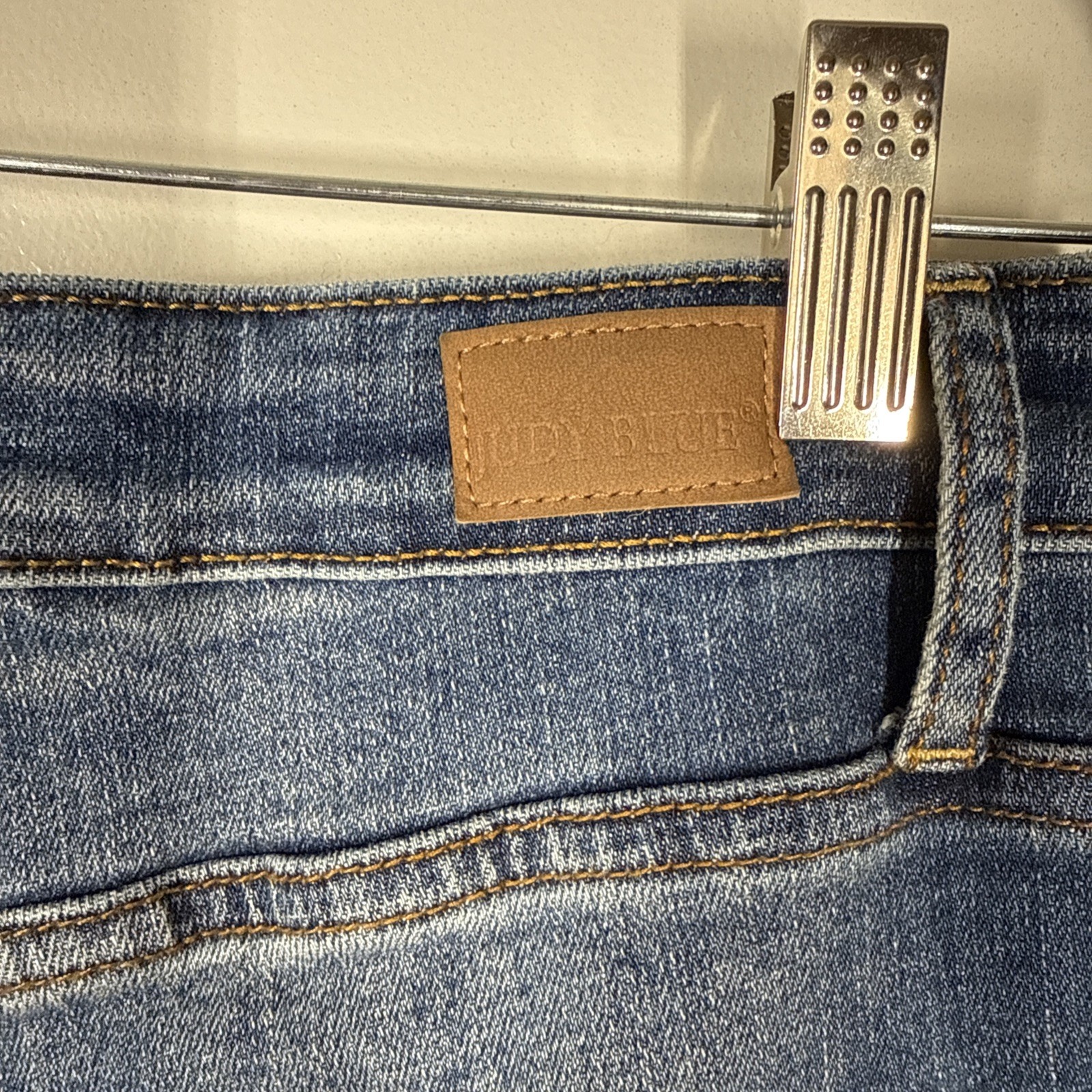 JUDY BLUE Jean Womens Size 31 Boyfriend Fit Mid Rise Medium Wash Stretch Denim