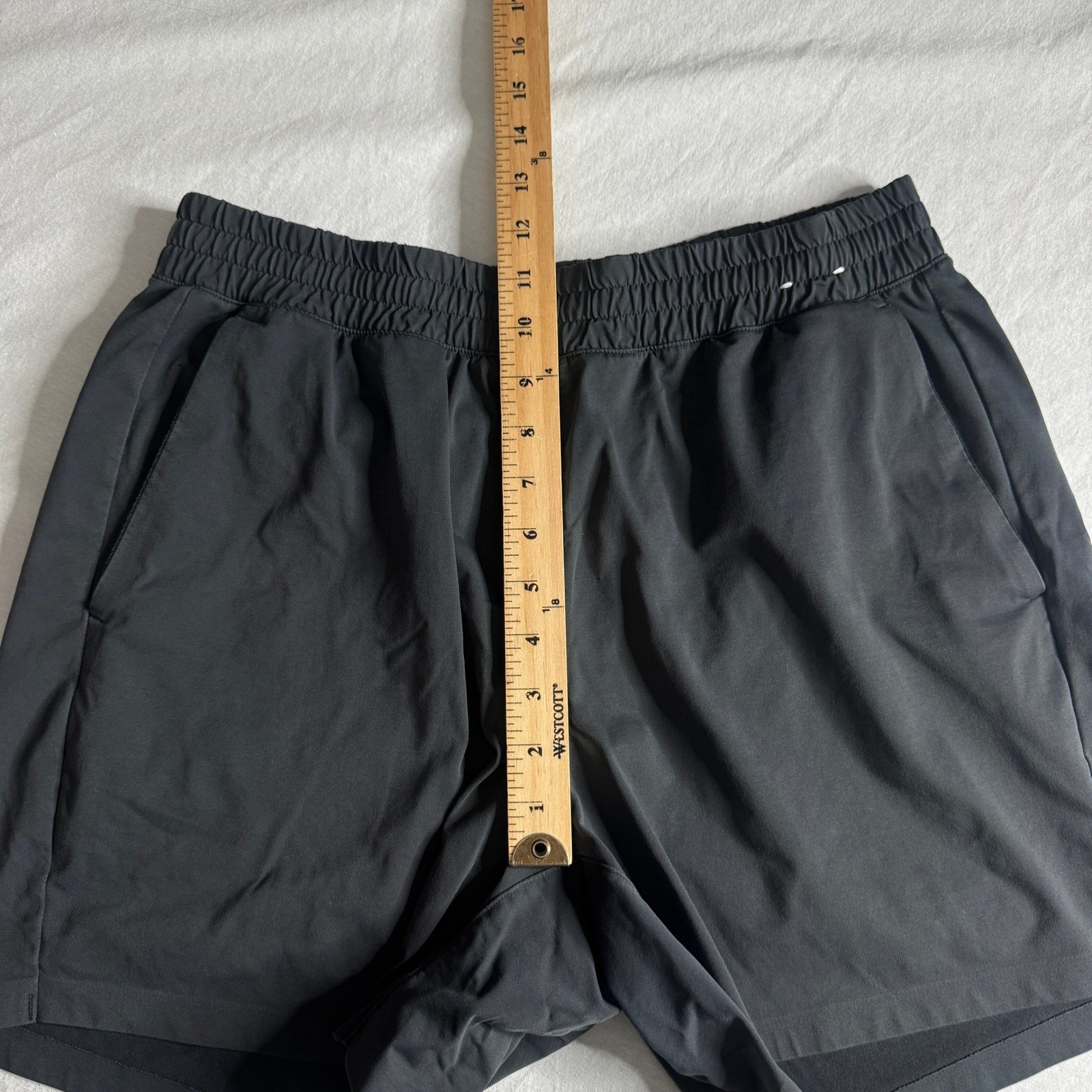 Uniqlo Dry Ex Ultra Stretch Active Shorts Mens Size Medium Soft Black Minimalist