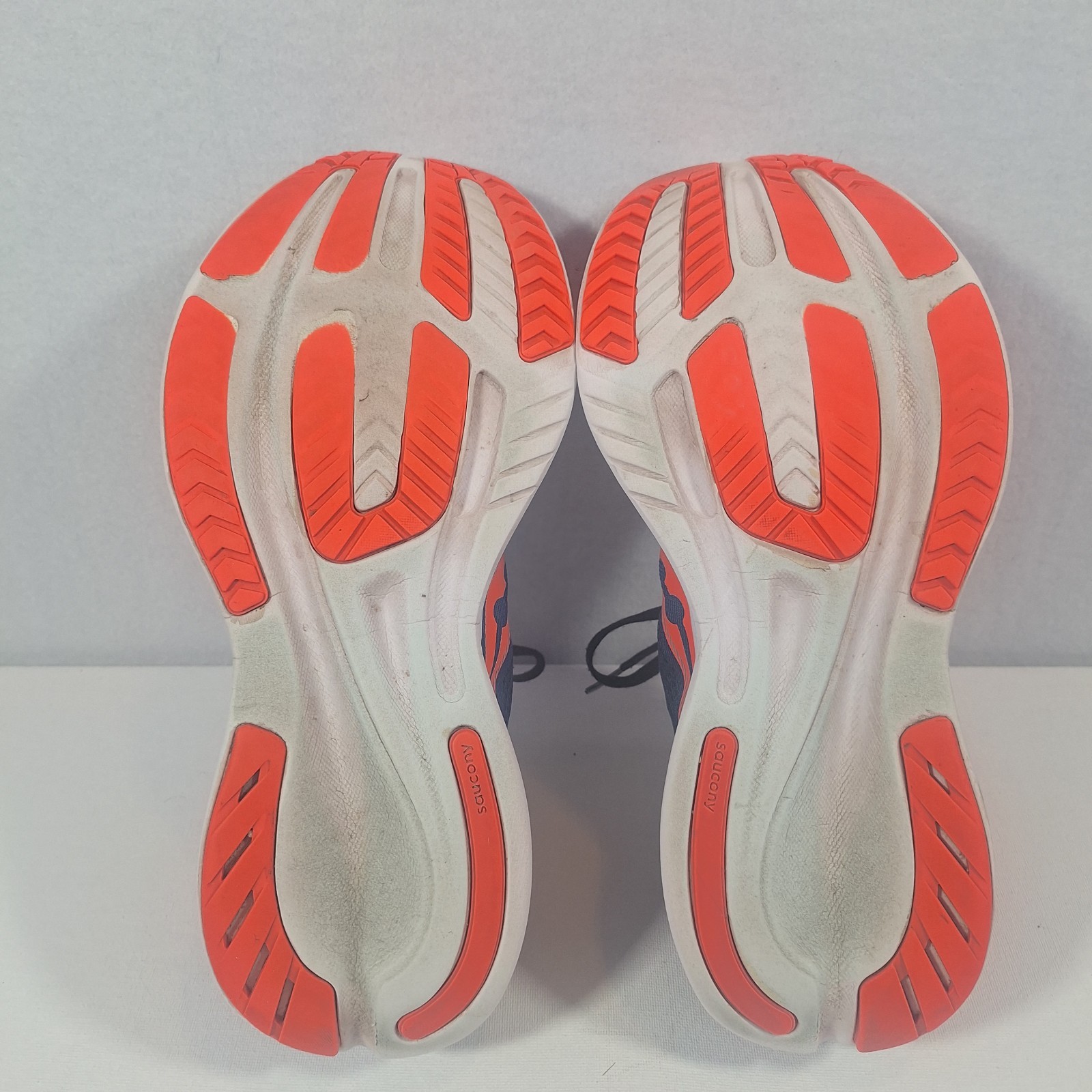 Saucony Ride 15 Men’s Size 10.5 Navy Silver Running Sneakers Athletic Shoes EUC