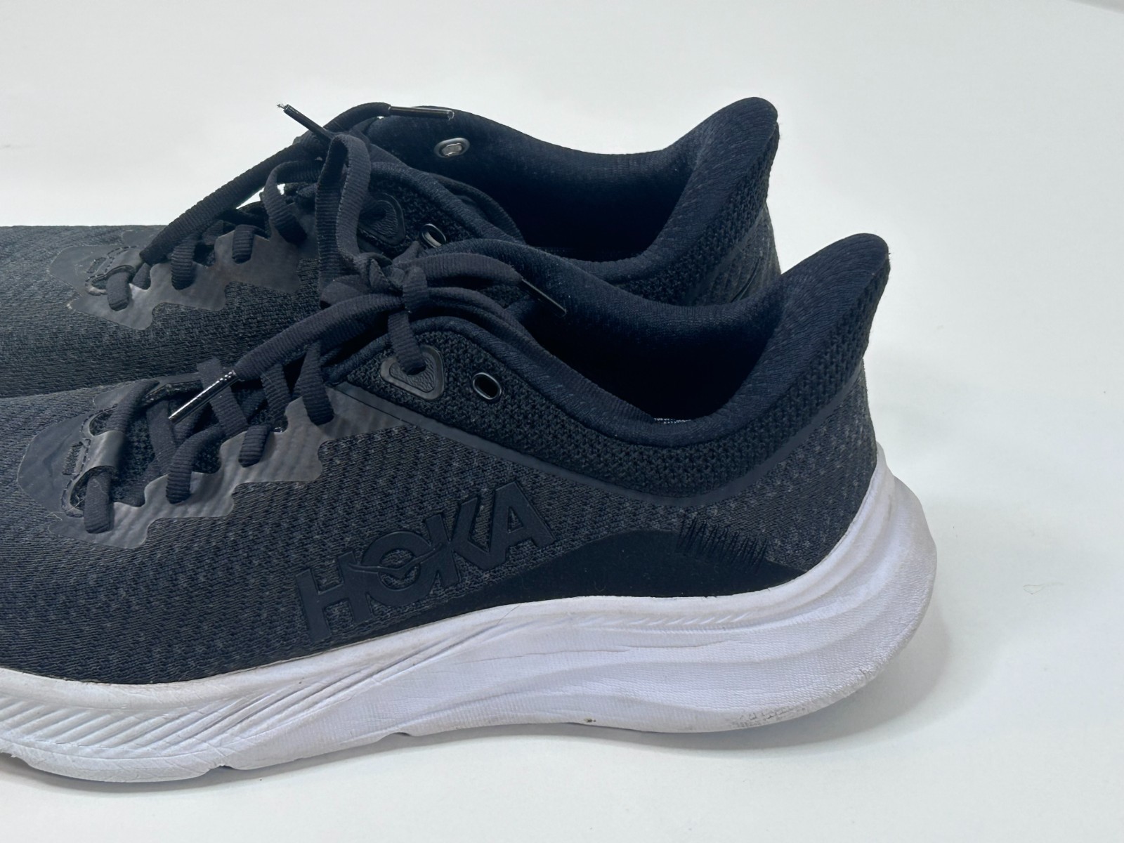 Hoka One One Solimar Black White Athletic Running Shoes Sneakers Wmns Size 9.5 B