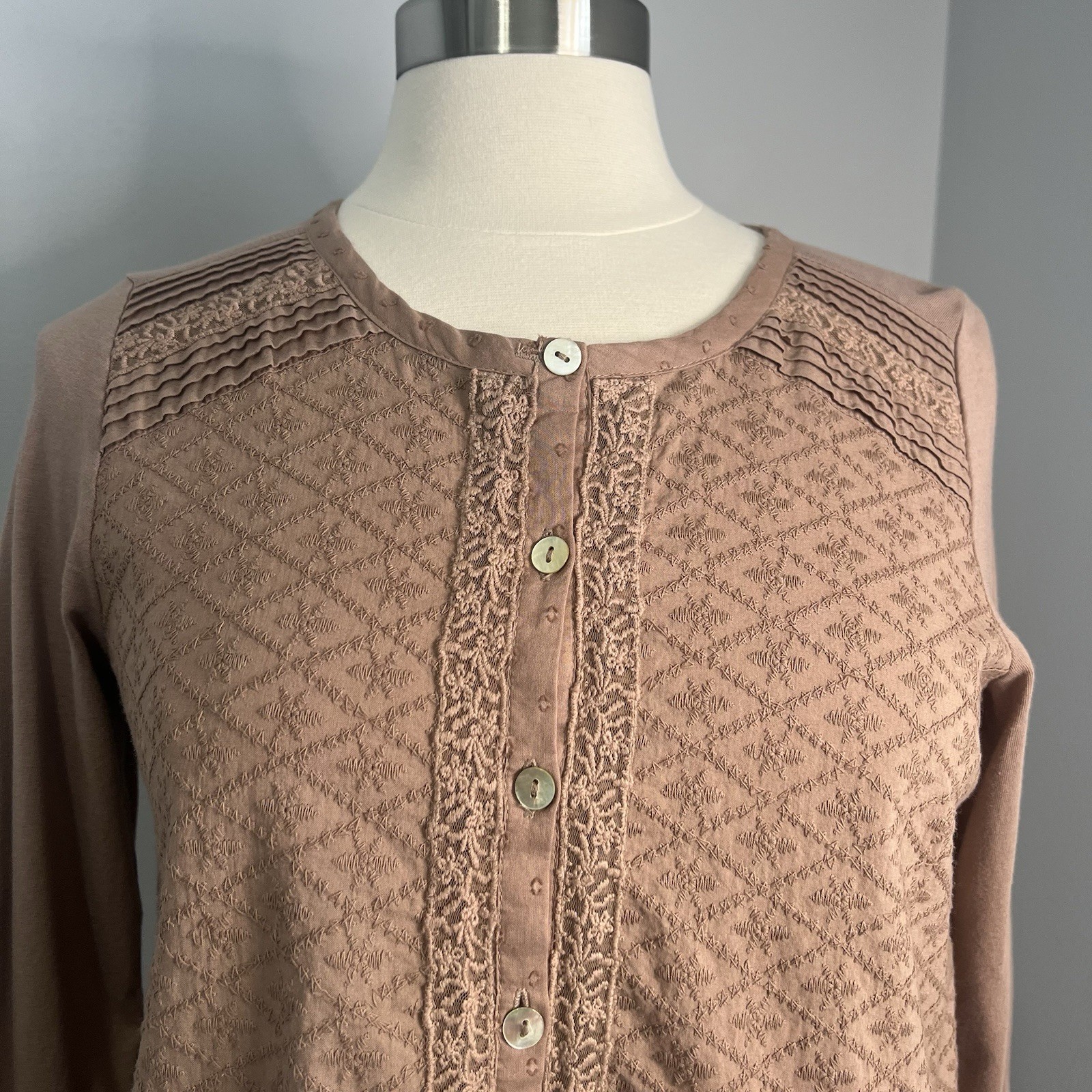 LOGO LAVISH Lori Goldstein Size XXS Cocoa Button Front Top w/ Knit Sleeves