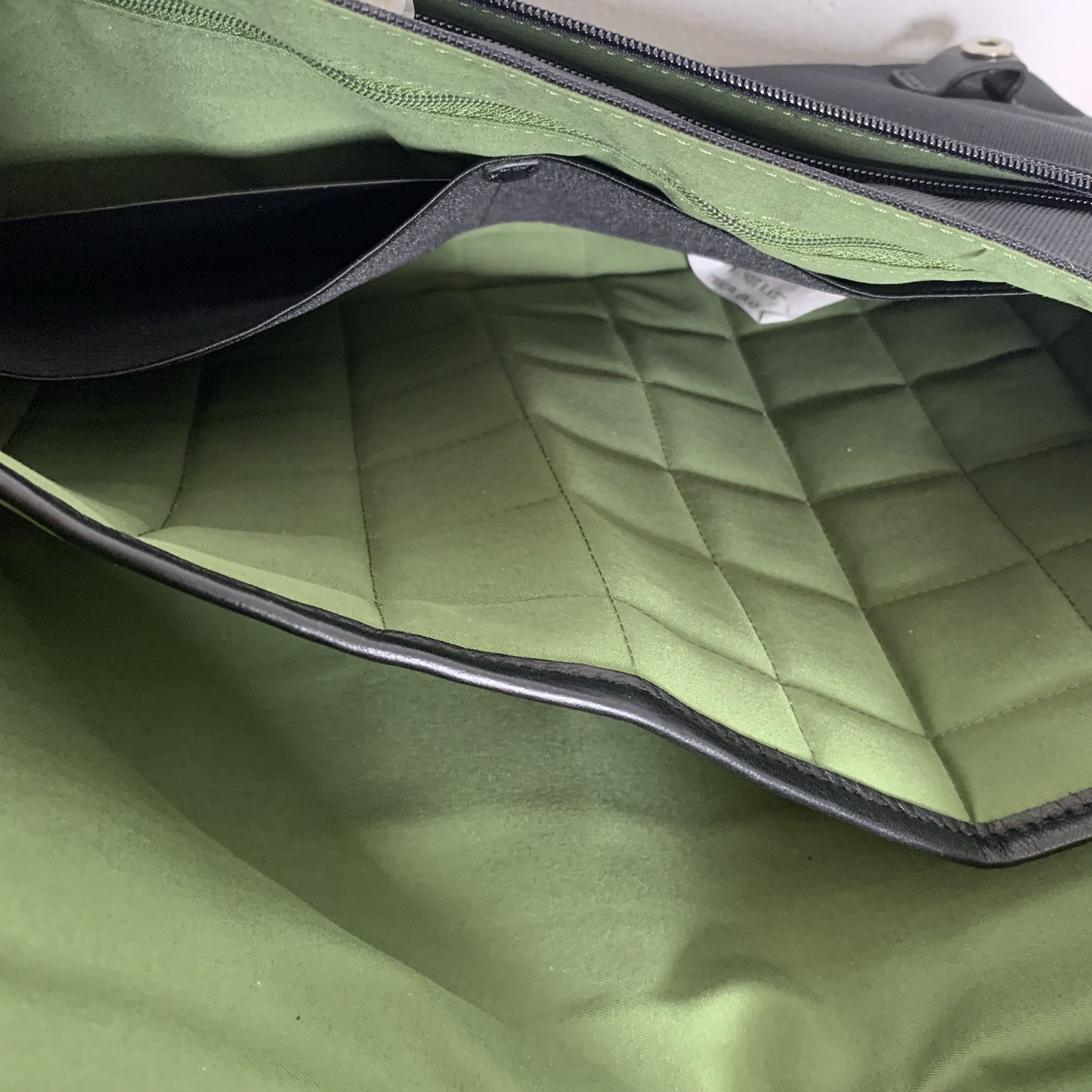 Knomo London – Black Laptop Business Messenger Bag