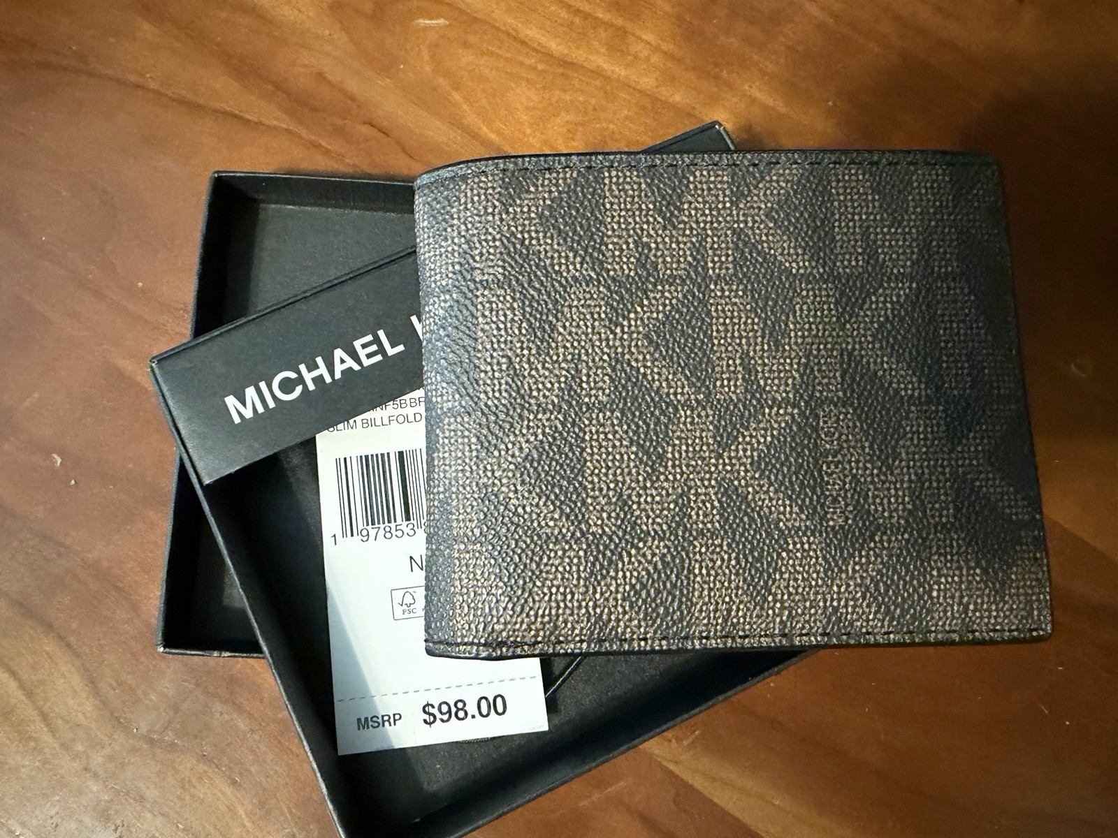 Michael Kors Jet Set Men’s Slim Billfold Wallet in Brown Color