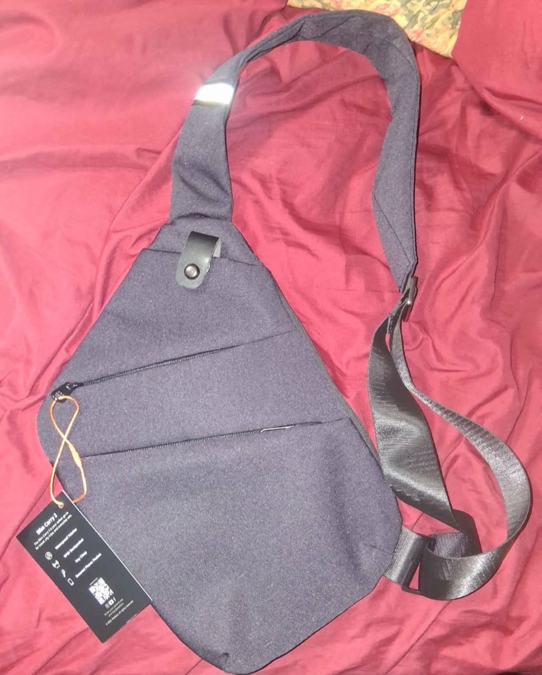 Peaksta Navy Crossbody Sling Bag, Waterproof RFID Blocking, Zip Pockets