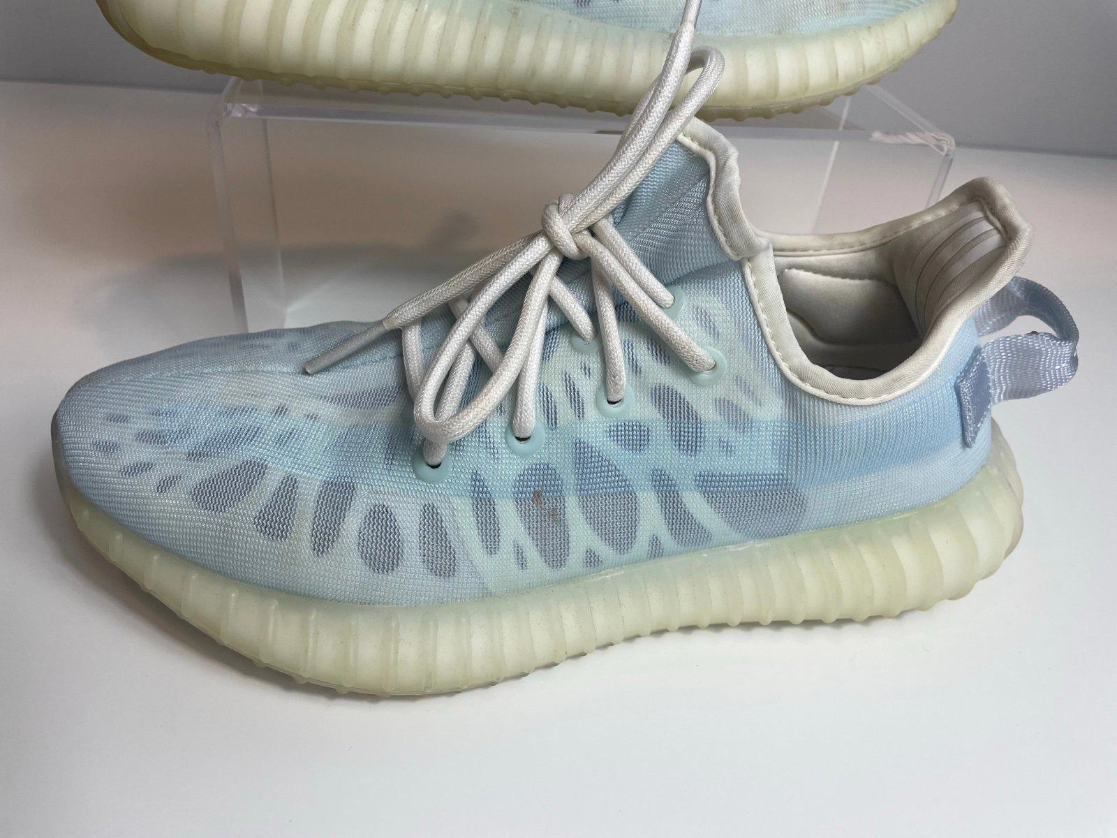 Yeezy x Adidas Blue/White Mesh Boost 350 V2 Mono Ice Sneakers Size US 6.5 39.5