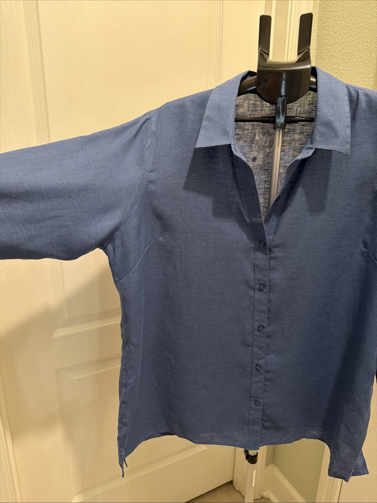 New Coldwater Creek Womens 100% Linen Button Up Shirt XL Blue Minimalist Coastal