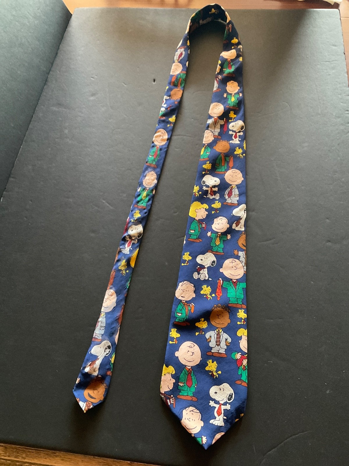Peanuts Gang Wearing Ties Silk Necktie 3 3/4” Wide x 57” Long