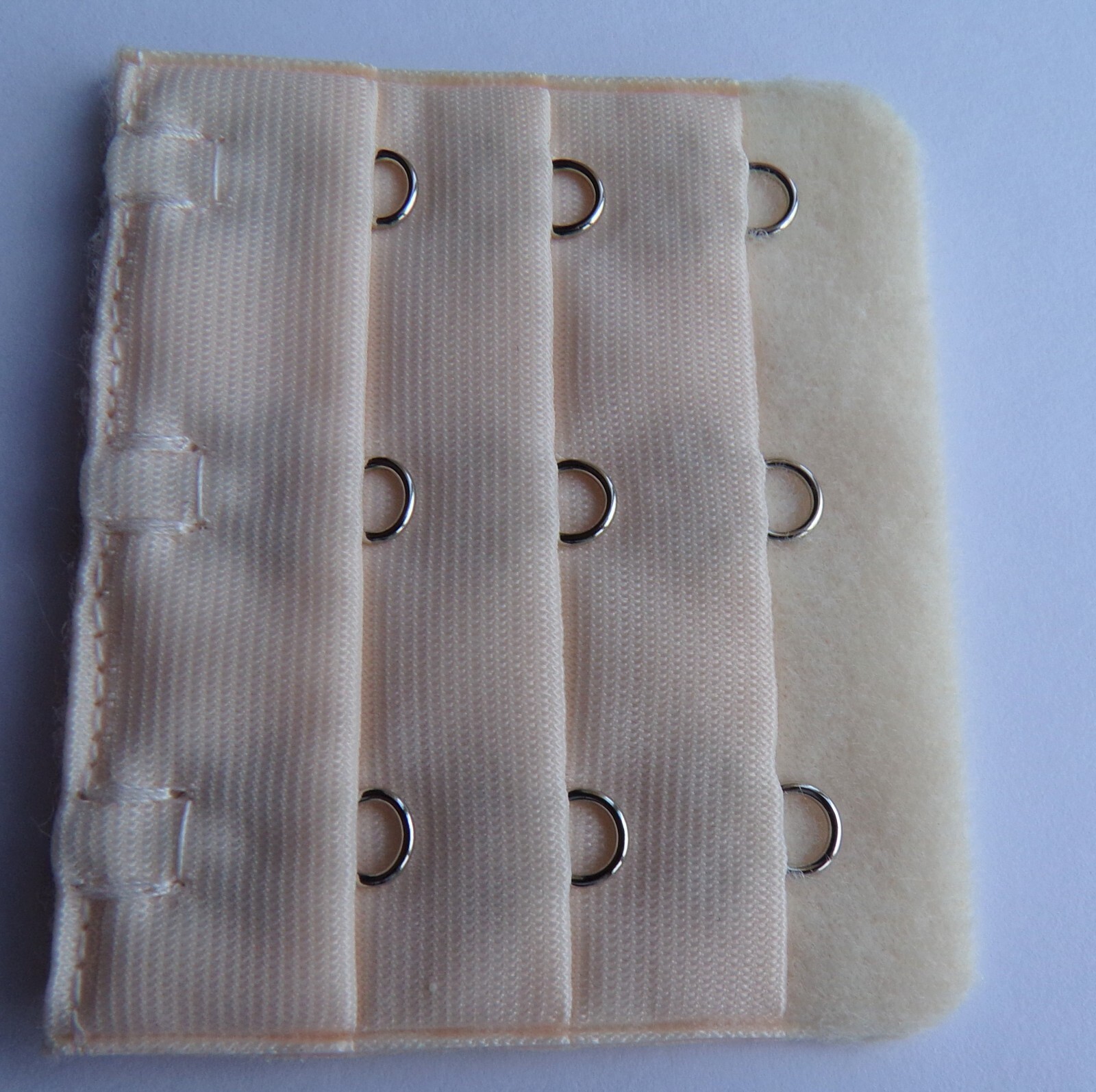 BRA EXTENDER Sally’s ® – 3 HOOKS 3 POSITIONS – VARIOUS COLOURS
