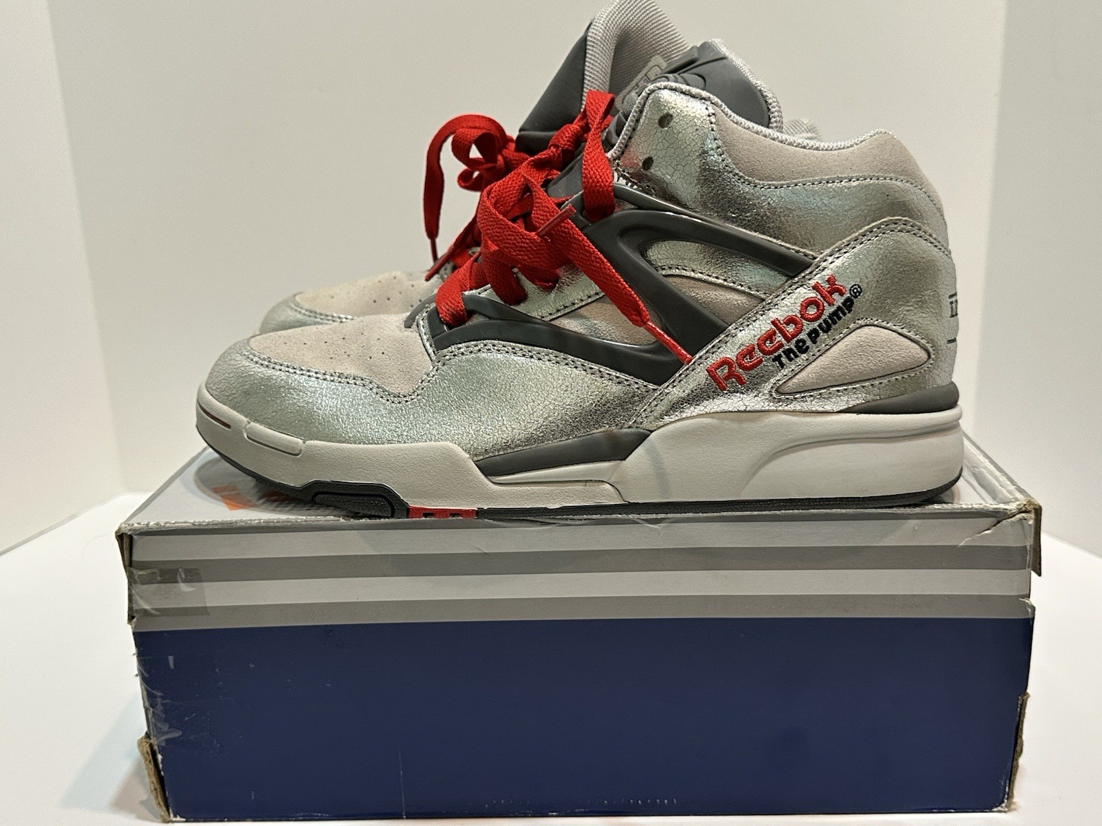 Reebok Pump Omni Lite Metallic Silver (4-175014) Reebok Pump Sneakers Size 9