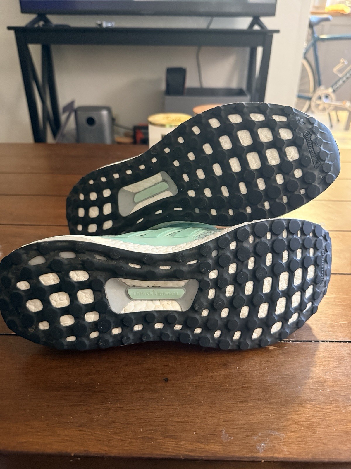 adidas UltraBoost 2.0 LTD NYC “Lady Liberty” Primeknit Women’s Sneaker CG2928