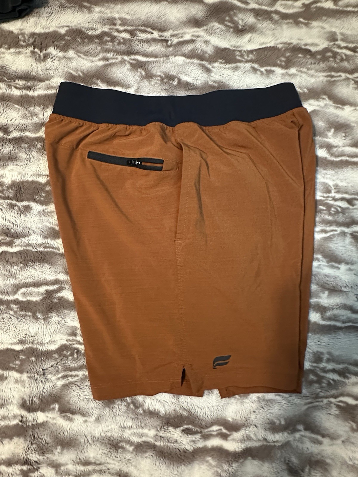 Fabletics Fundamental Shorts Mens Medium Orange 7″ Lined Drawstring Pockets