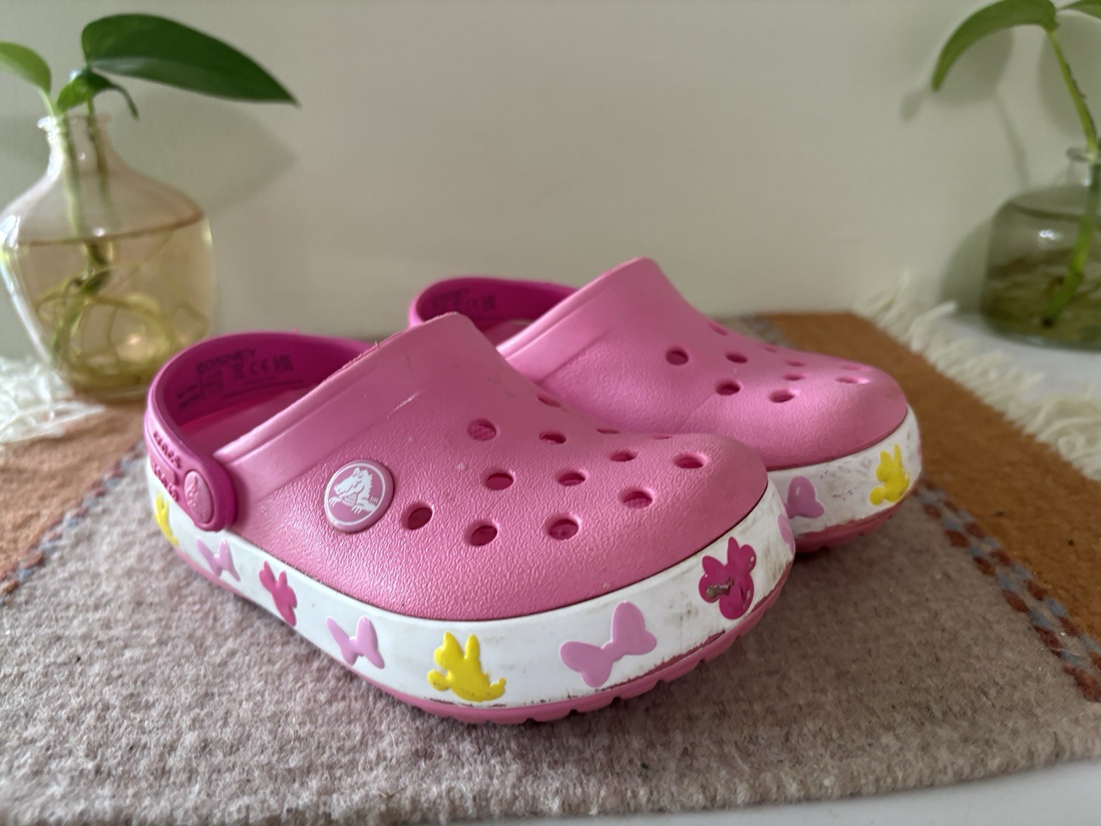 Crocs Disney Pink Butterfly Minnie Light Up Slip-On Clog Shoes Kids US Size C9