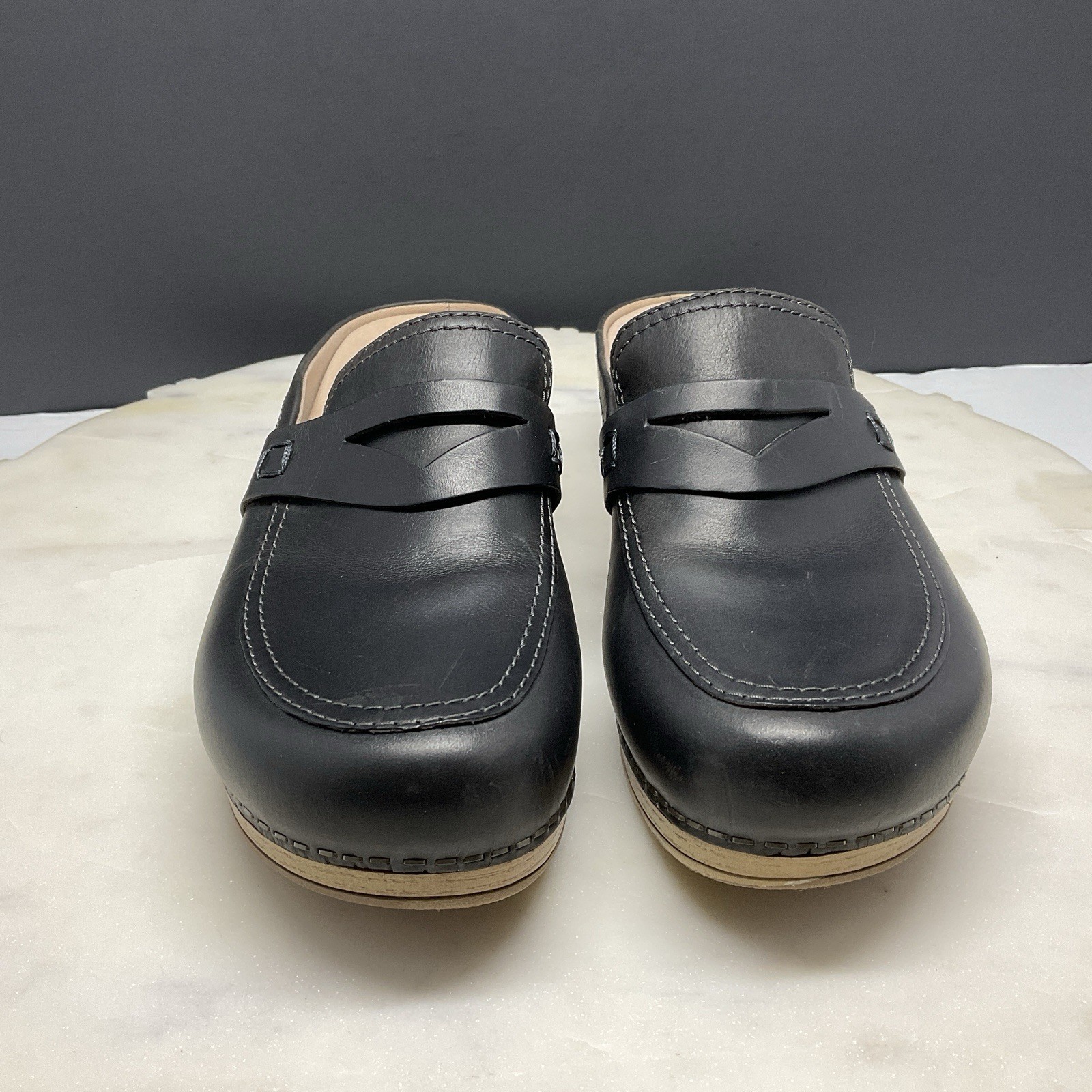 Dansko Womens Bel Oiled Pull Up Leather Mule Sz 6.5-7 EU-37 Black Slip On Shoes