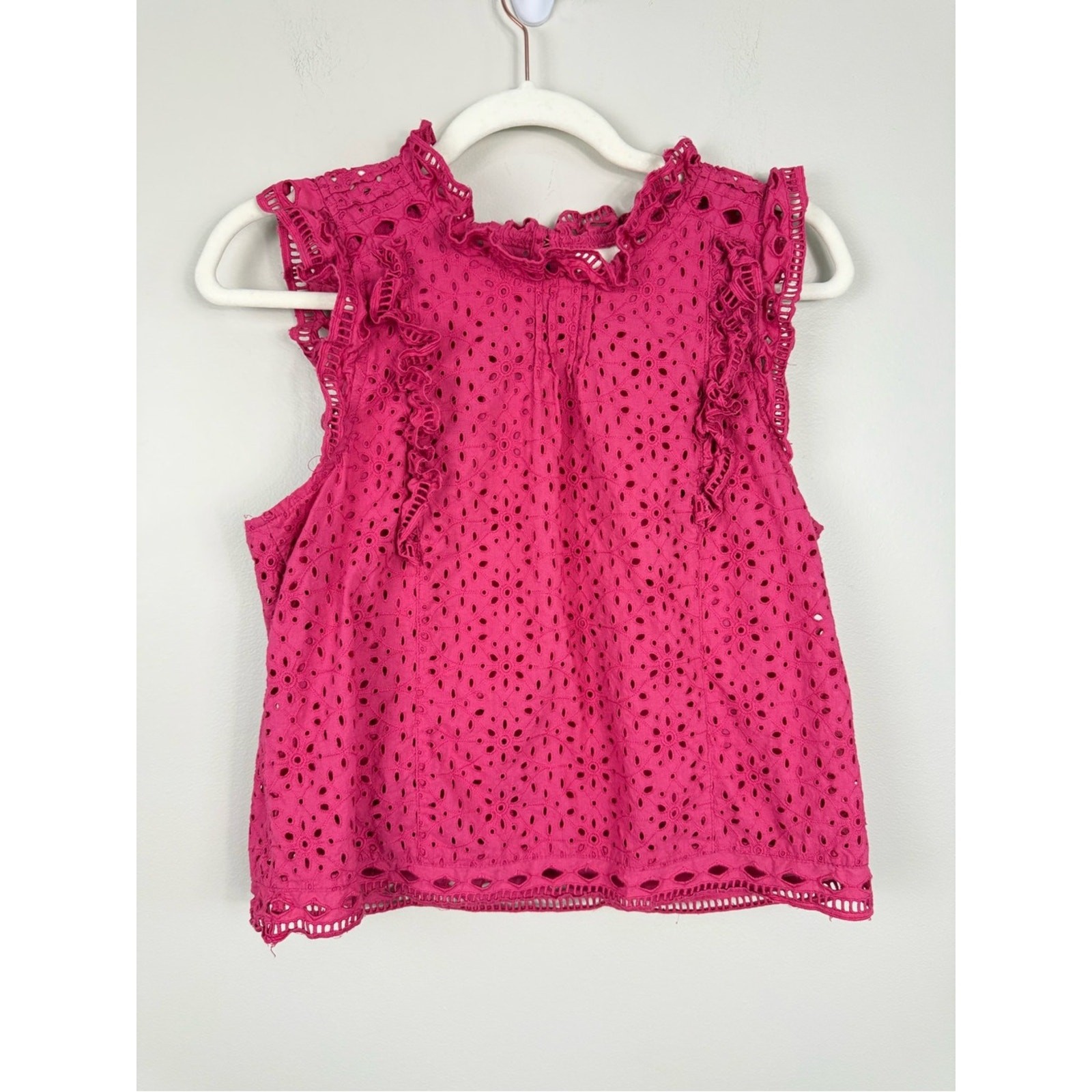 Anthropologie Maeve Eyelet Blouse Womens 4 Pink Ruffle Sleeeveless Top Preppy
