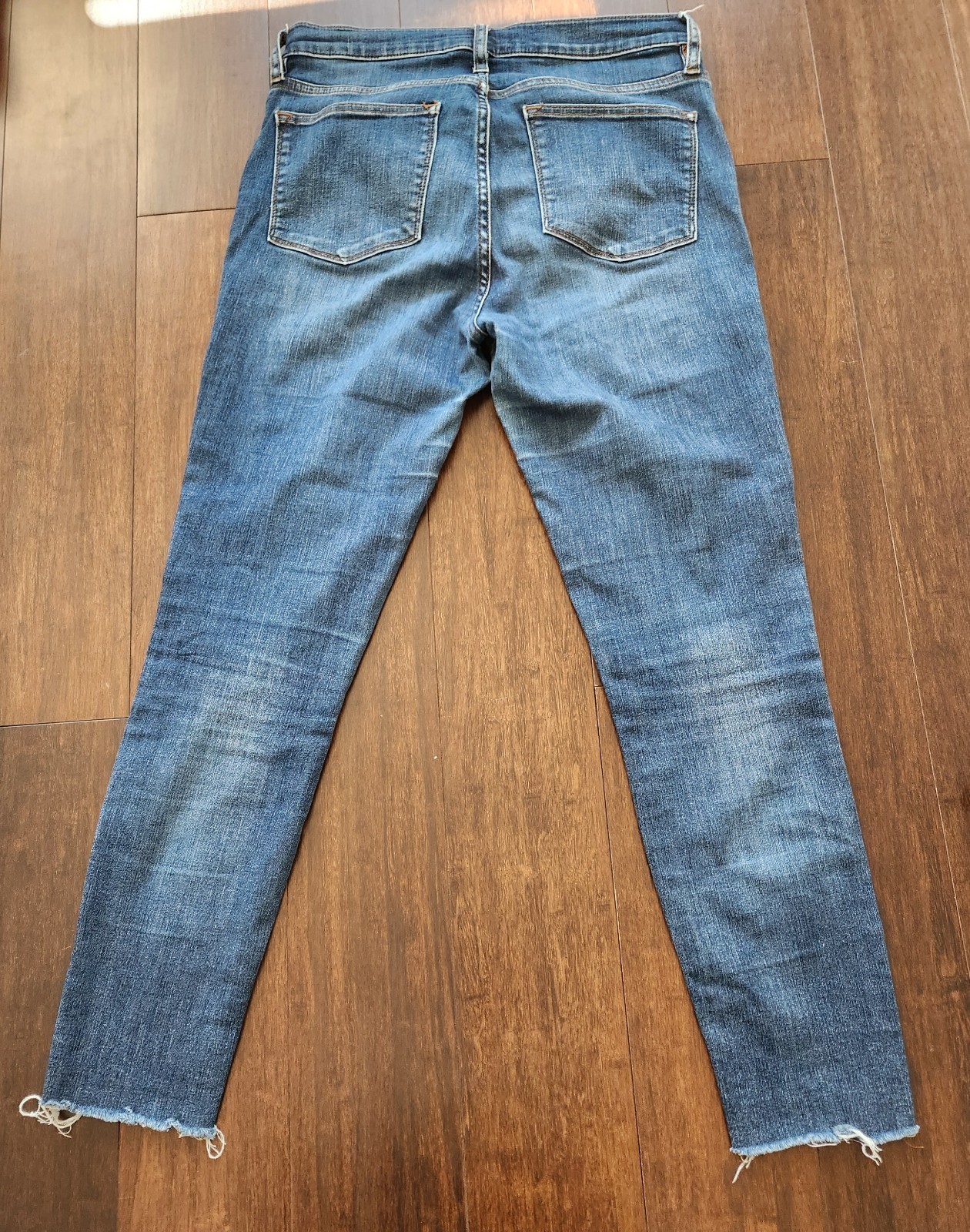 Womens J Crew 9″ Tooth Pick Slinny Jeans Size 29