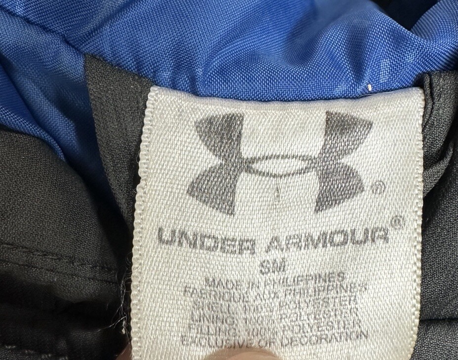 Under Armour Women’s black longer black coat sz M winter outdoor school sports