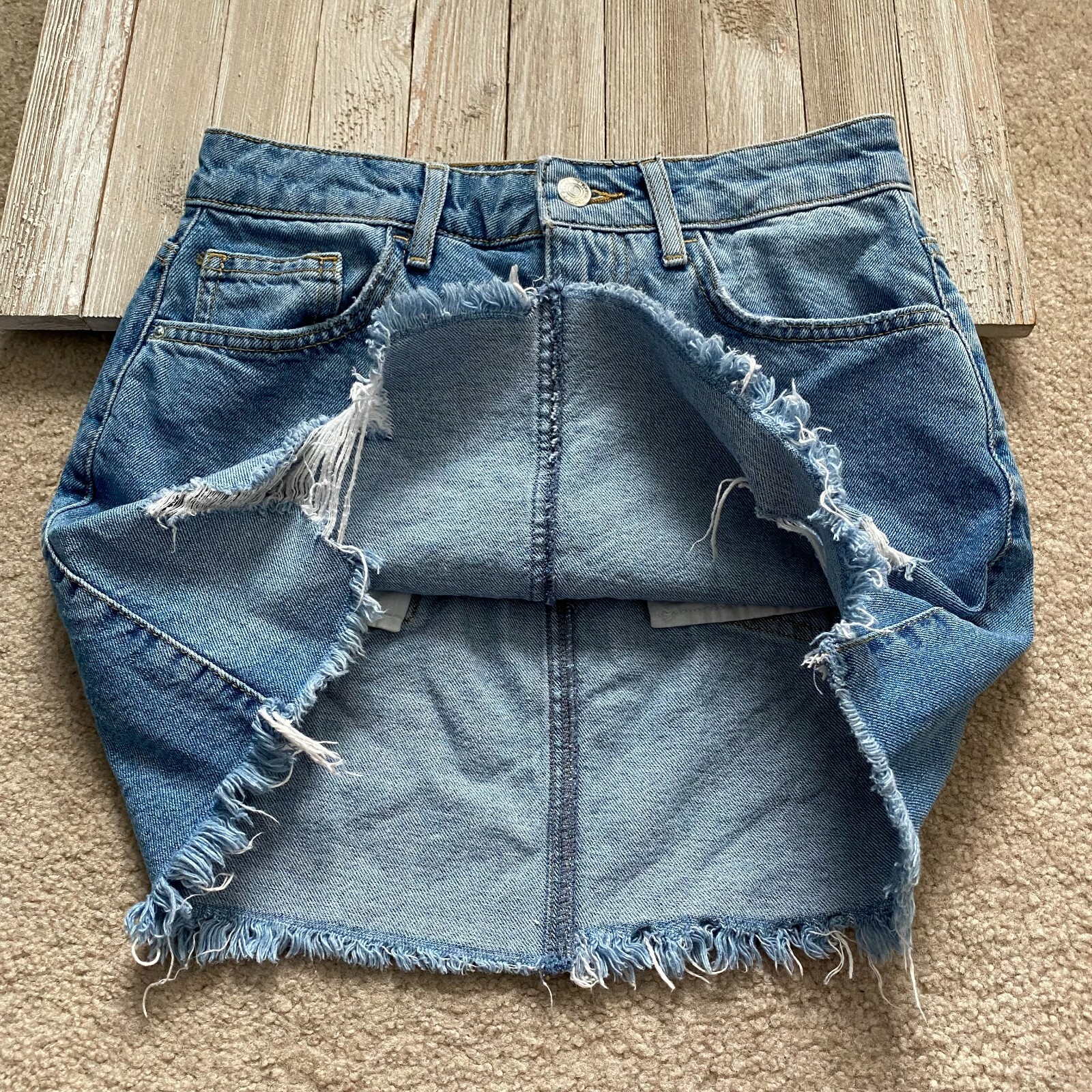 Forever 21 Los Angeles Womens S Denim Distressed Fringe Hem Skirt Y2K Festival