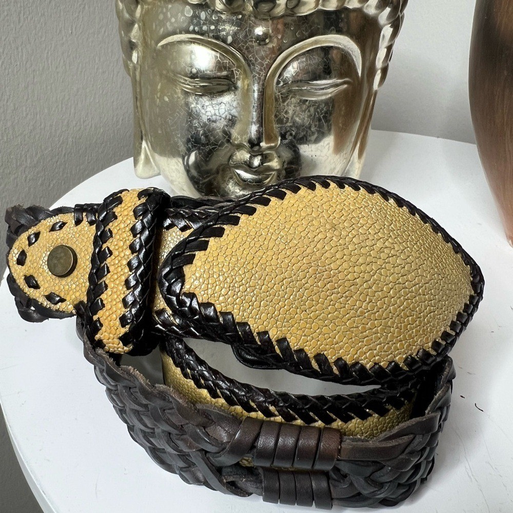 The Divine Tribe NYC VINTAGE belt medium