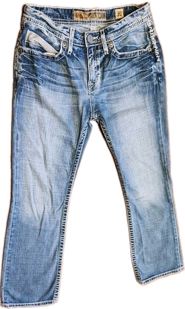 BKE Aiden Bootcut Jeans 30×31 Light Wash Thick Stitch Flap Pockets Denim Buckle
