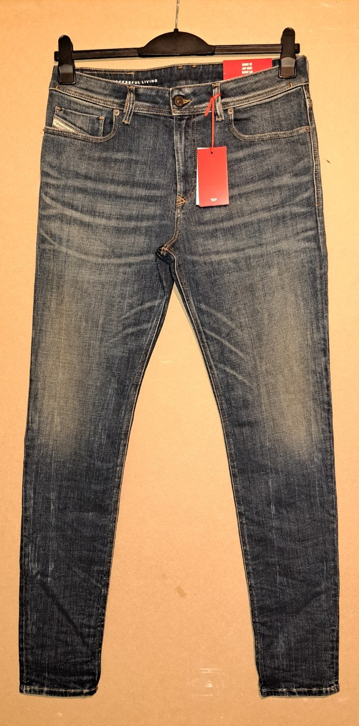 New Diesel 1979 Sleenker Skinny Stretch Blue Denim Jeans RRP £200