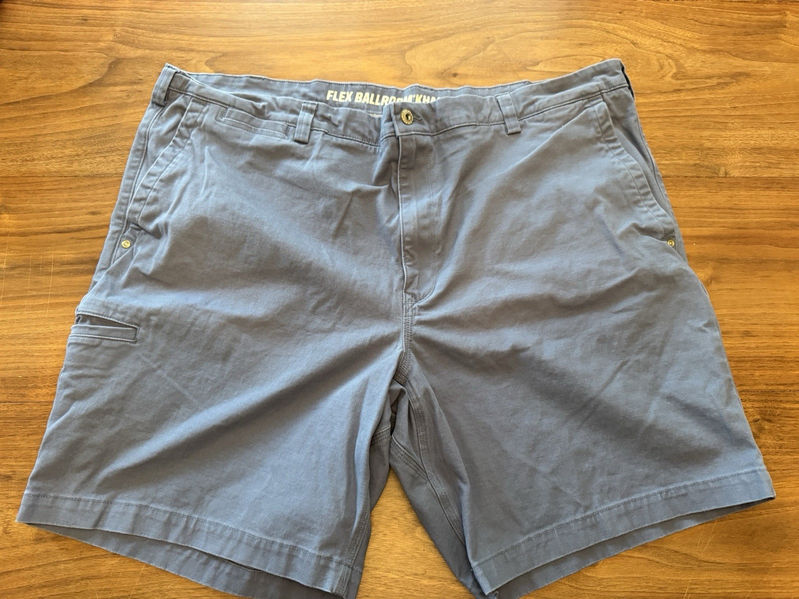 Duluth Flex Ballroom Khakis Men’s Gray Relaxed Fit Flat Front Shorts Pockets