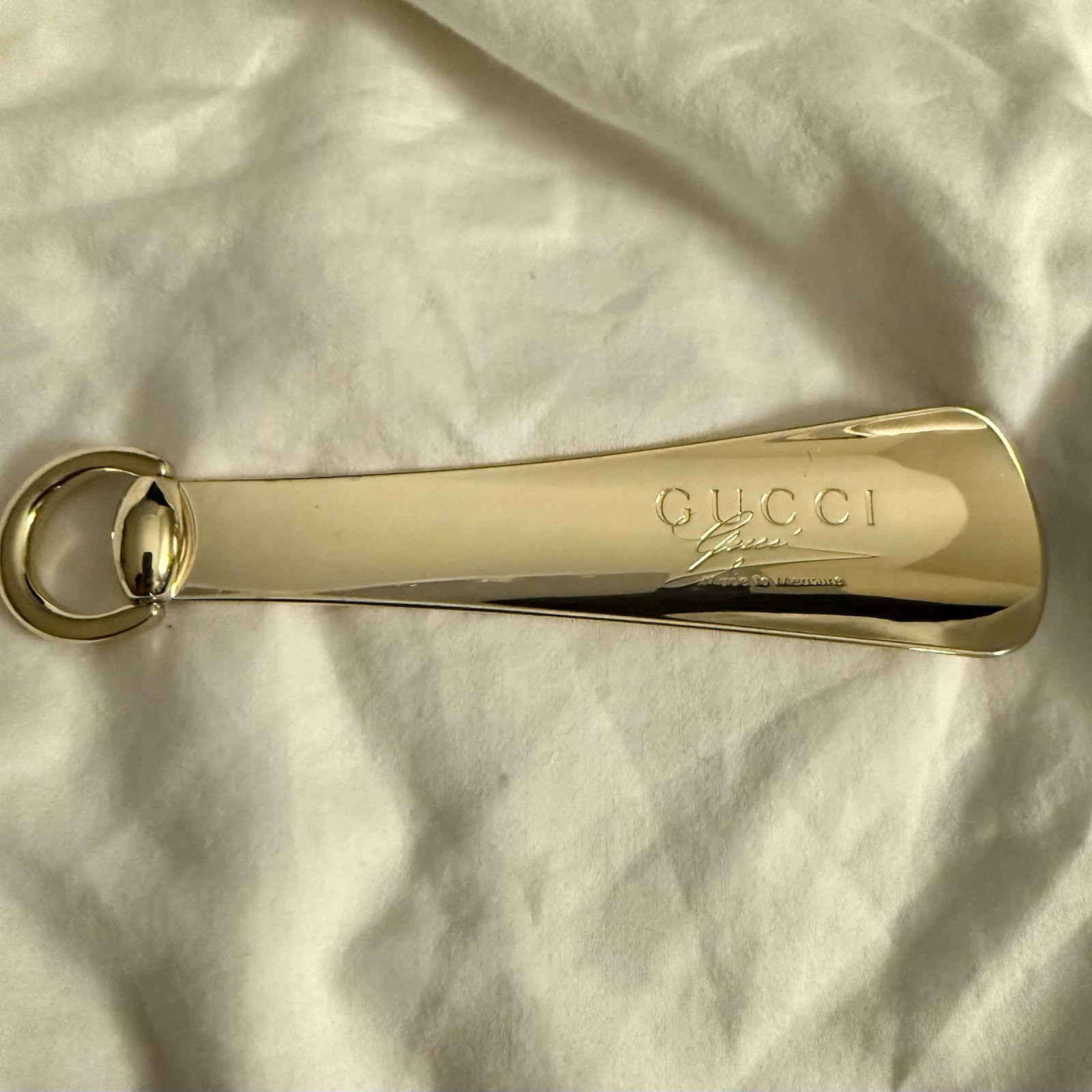 Gucci Made to Measure Shoe Horn Pre Owned In Original Box Gold Parfums 6 Inches