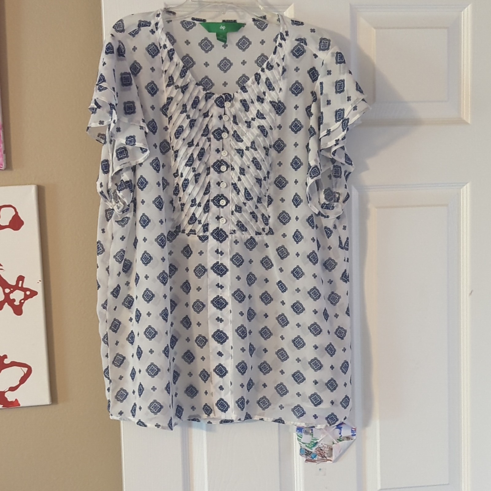 dip Women’s XL Geometric Blouse White Blue Pleated Button Flutter Short Sleeve