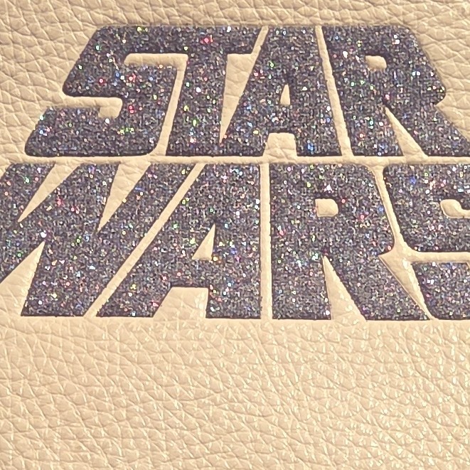 Coach x Star Wars Beige Logo Wristlet Zip Pouch Limited Edition Pockets