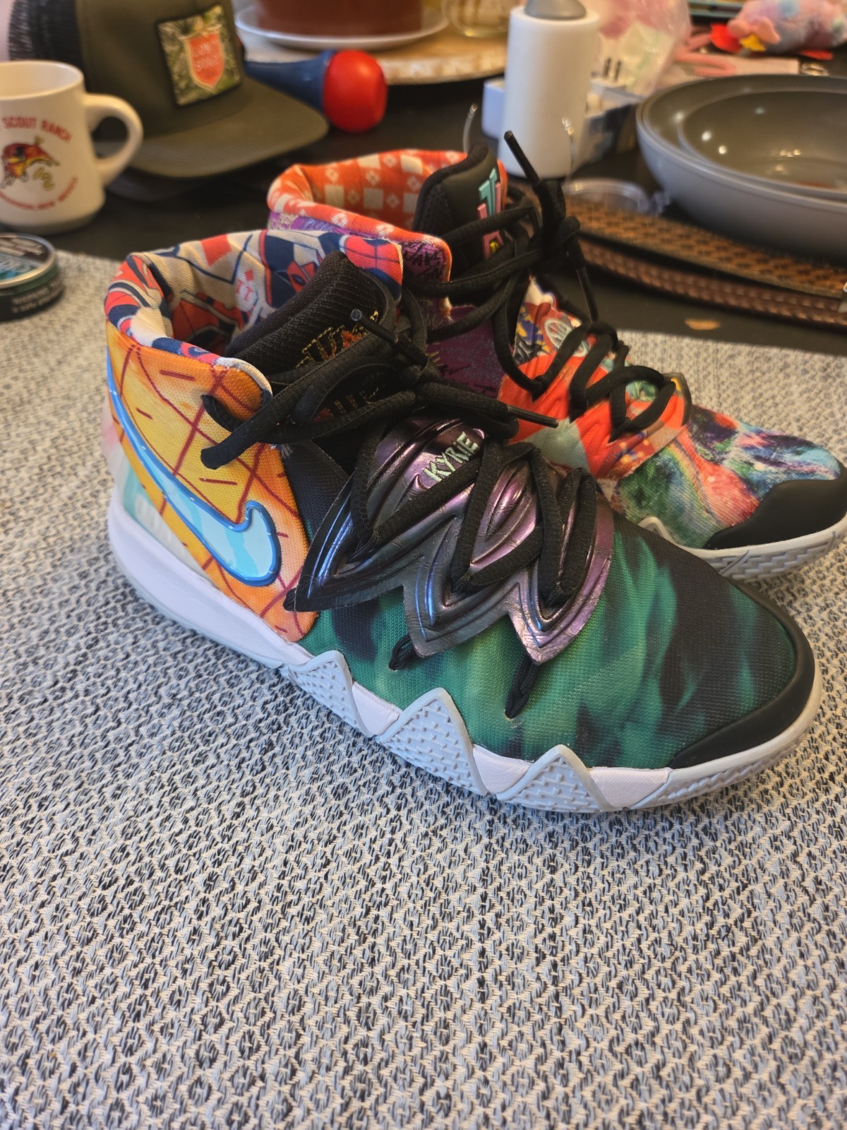 Nike Kyrie Kybrid S2 Best Of Basketball Shoes Youth Size 5 Boys CV00907-900