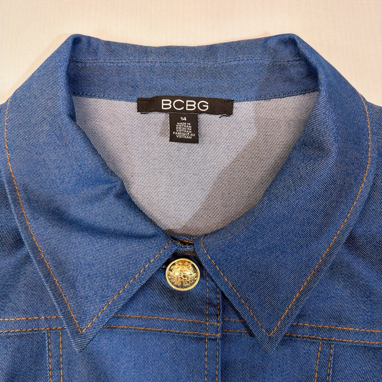 BCBG NWT Denim Sleeveless Button Front Mini Dress Gold Buttons Pockets Blue 14