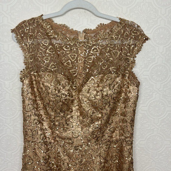 Montage By Mon Cheri Sequin Lace Maxi Evening Gown Dress Golf Sheath Cap Sleeve