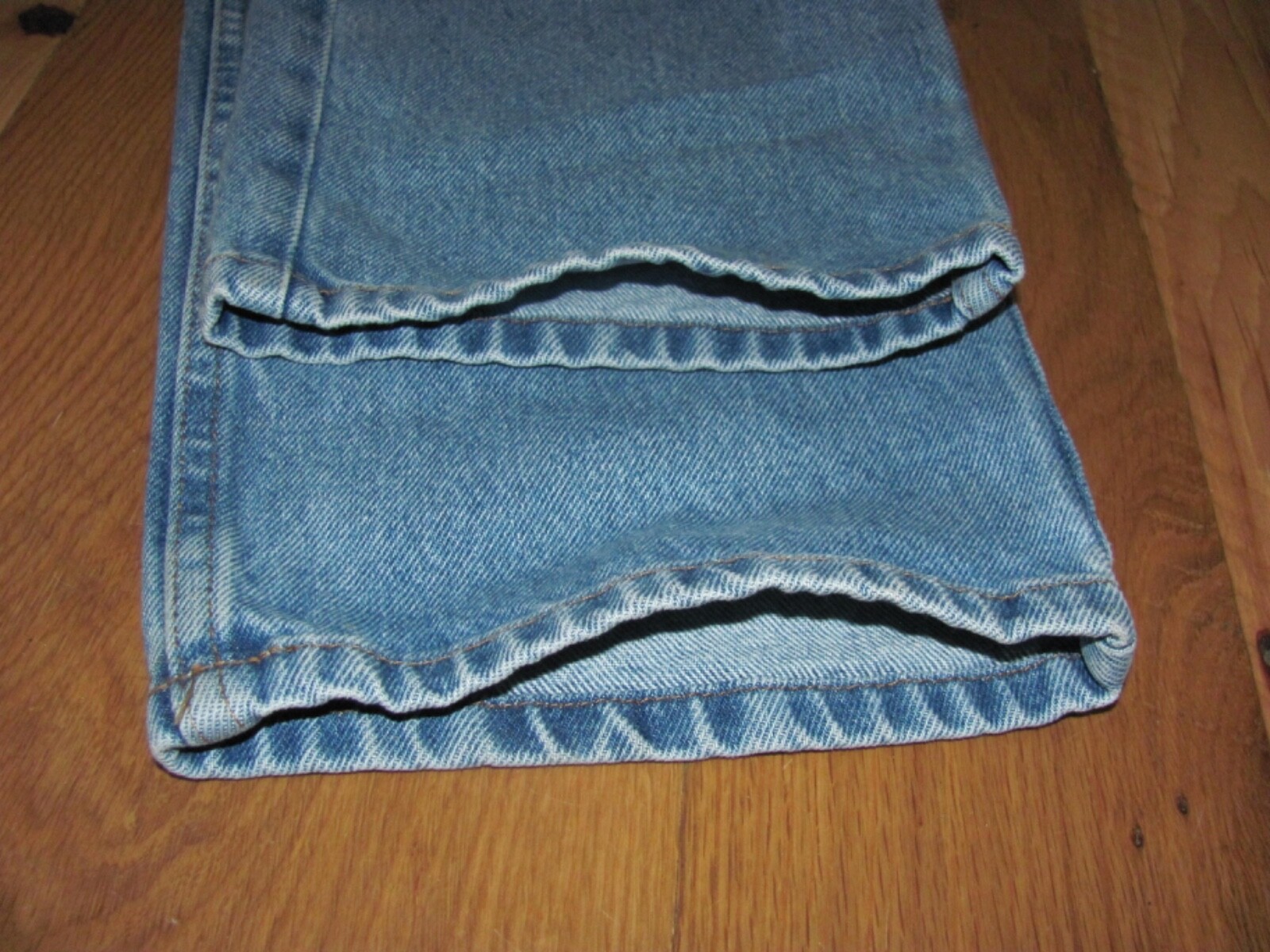 L L Bean Classic Fit Blue Denim Straight Leg Jeans Men’s 36 x 36 (TD18-R1)