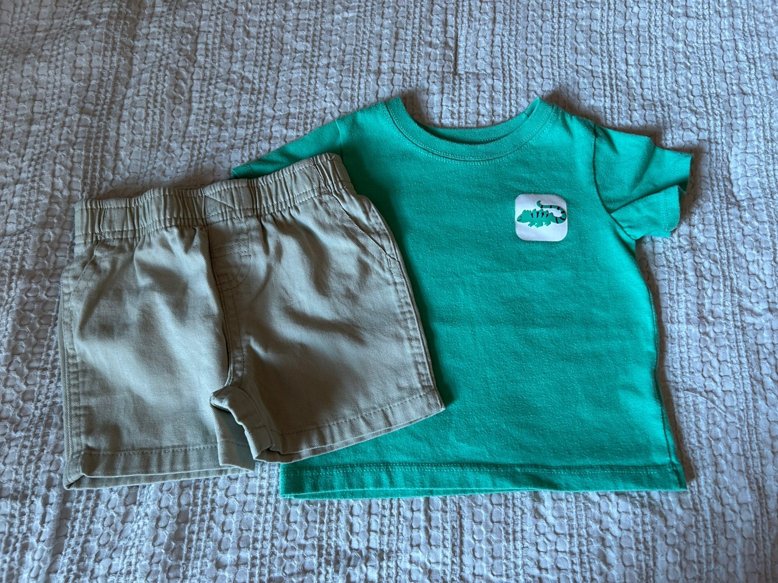 Huge 50 piece Baby boy clothing lot size 12 months EUC sleepers outfits