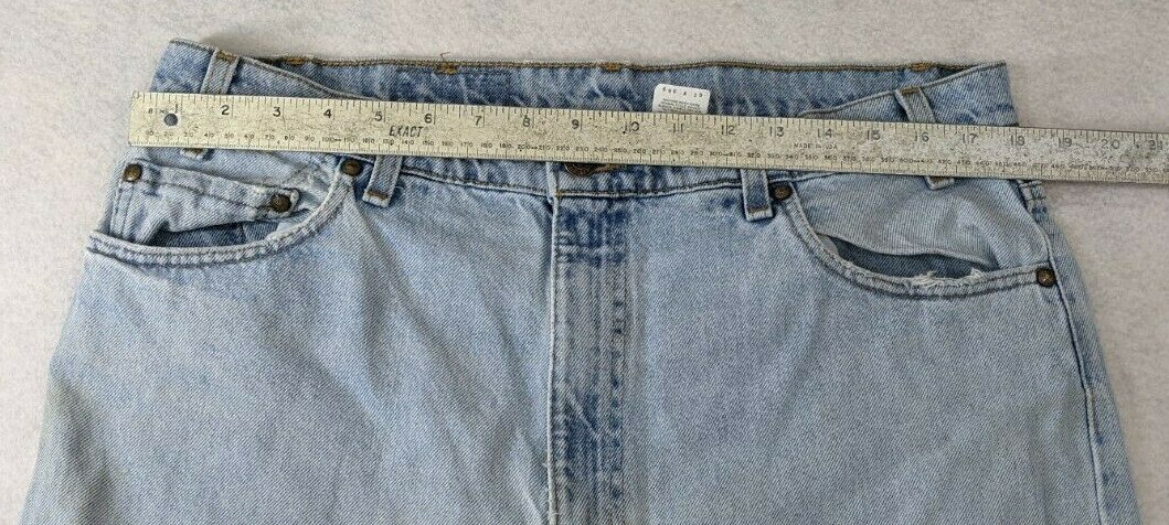 Levi’s 540 38×30 Relaxed Fit Jeans Distressed Denim USA Made 100% Cotton