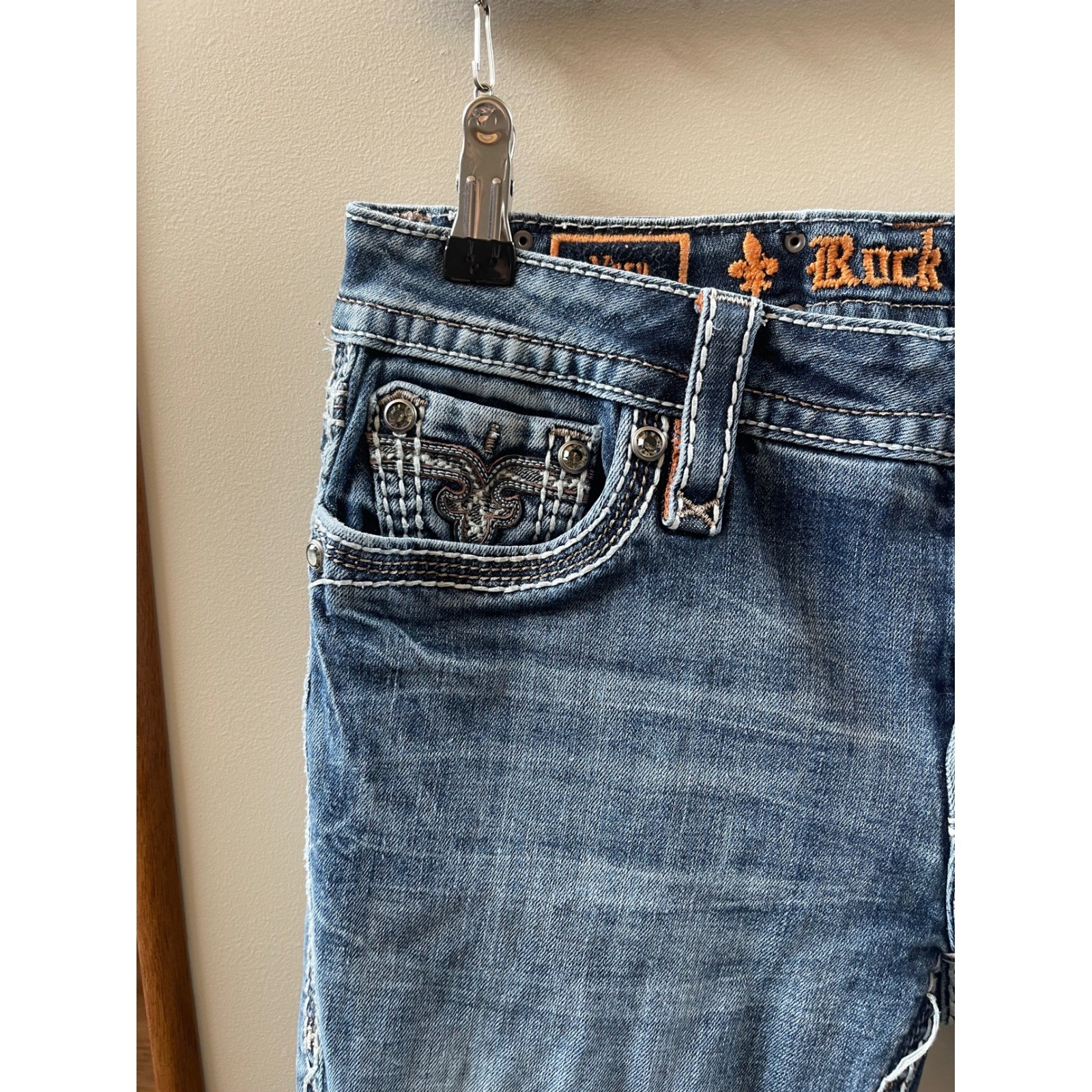 Rock Revival Very Bootcut Jeans Blue Distressed Thick Stitch 30×31 RJ8221B8