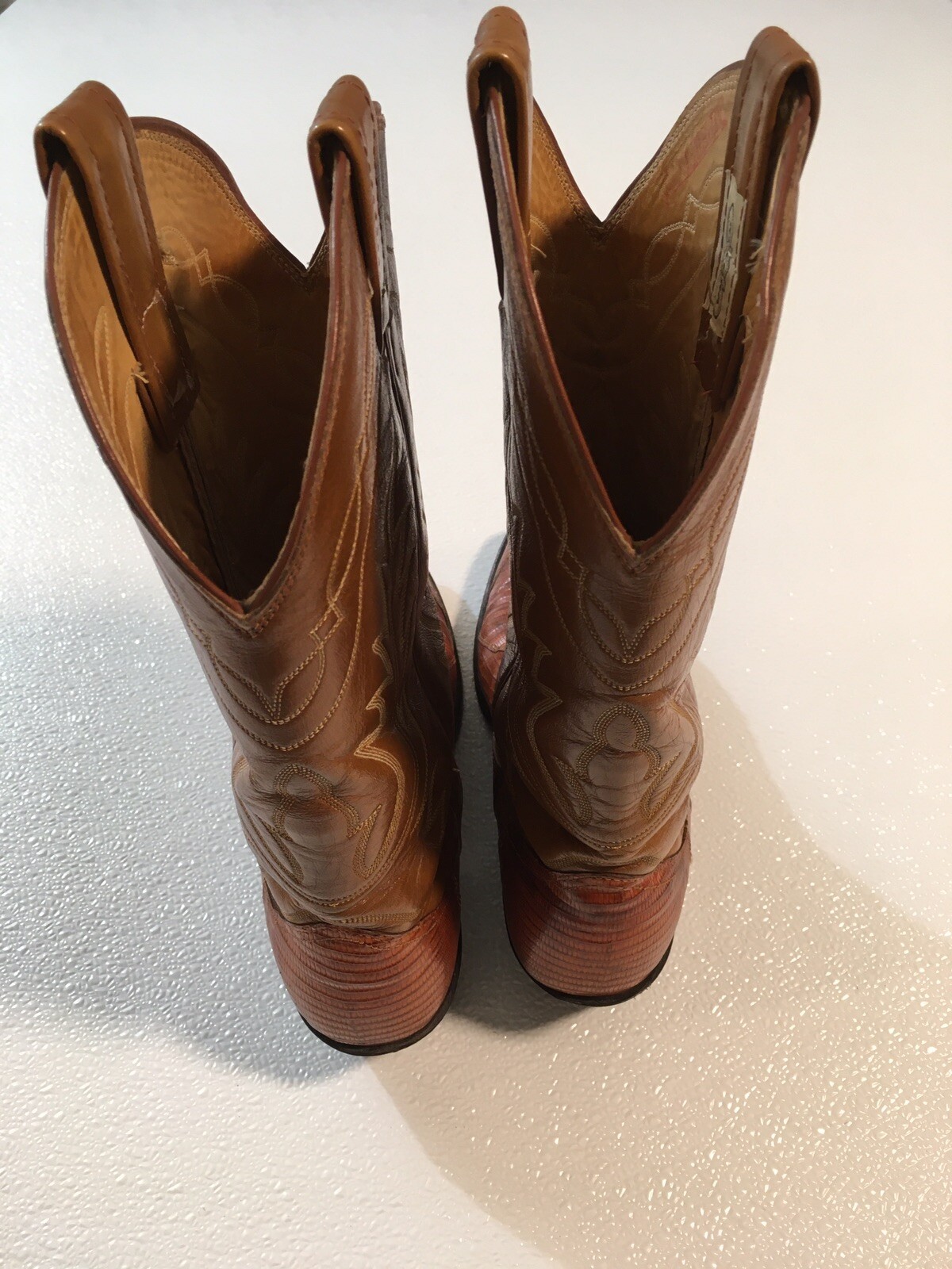 Size 7D / 7 D Men’s Exotic Nocona Boots ~ Style 9077￼ ~ Bright Brown