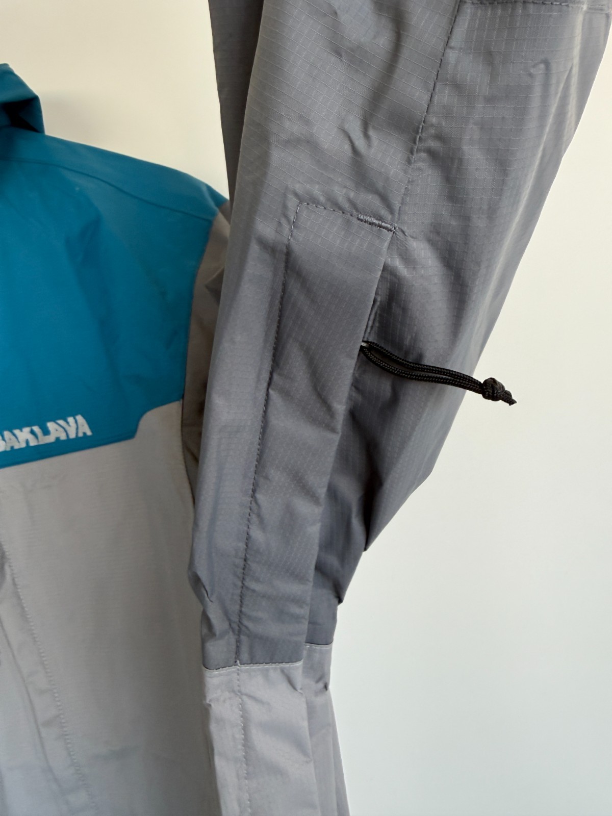 Action Bronson Baklava Bear Mountain Jacket L