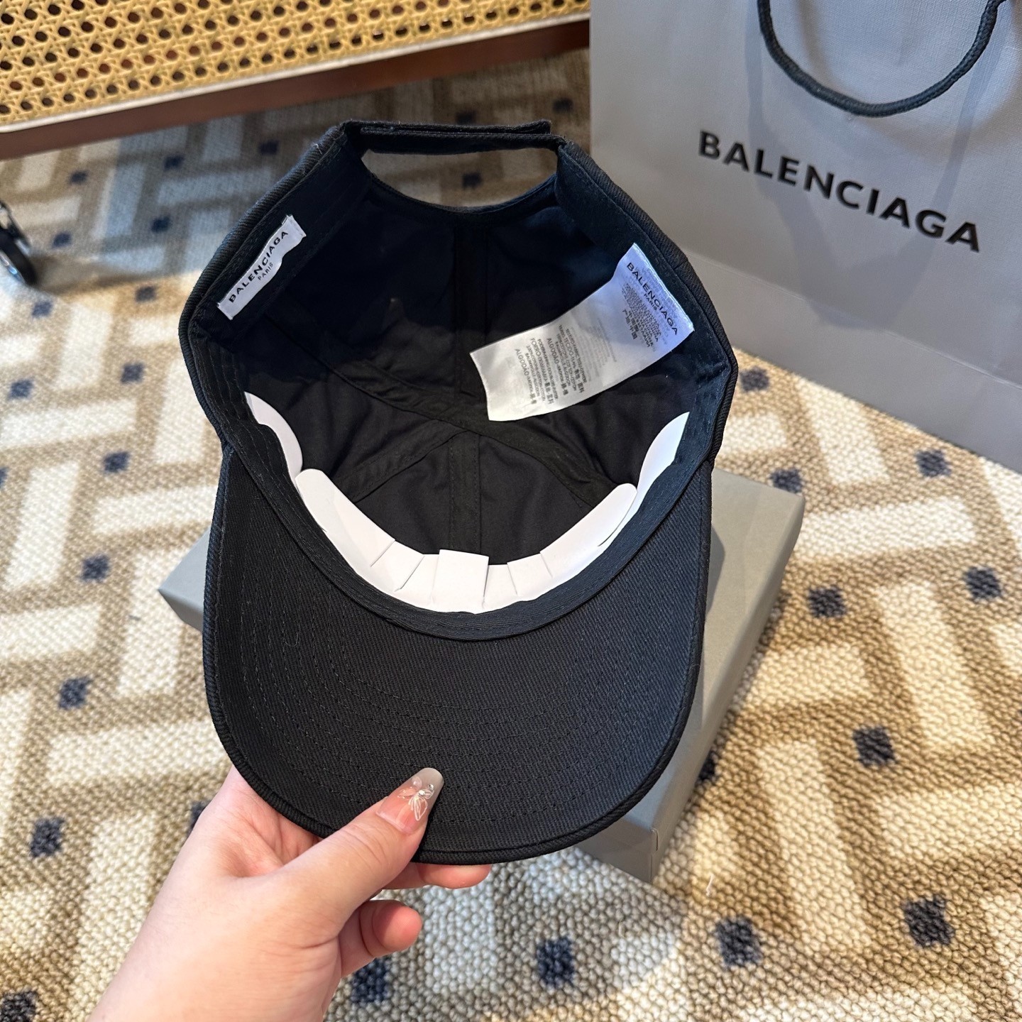 Balenciaga letter-style new baseball cap