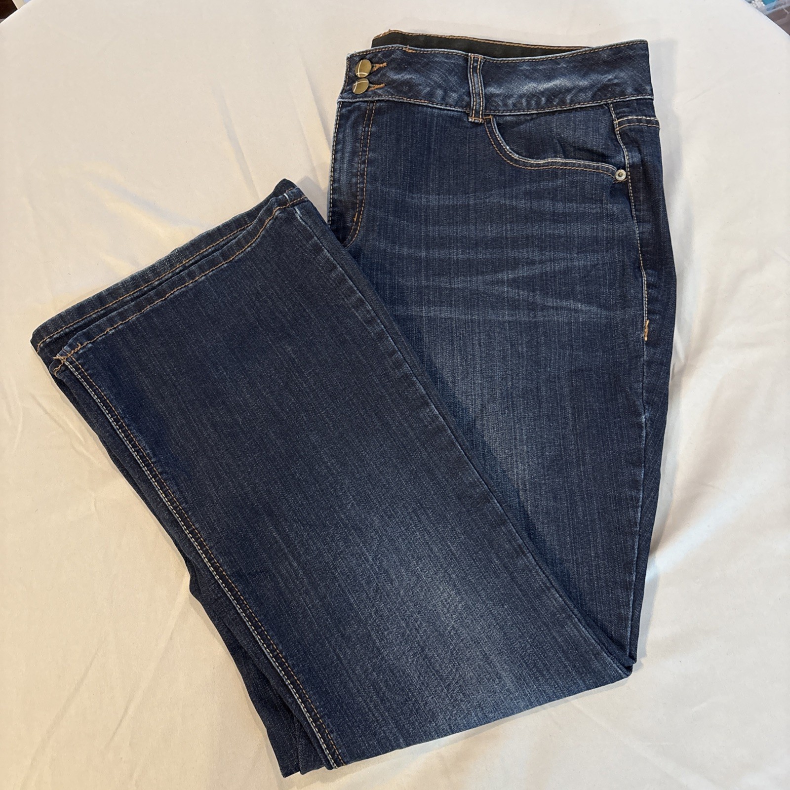 Lane Bryant Womens High-Rise Bootcut Denim Jeans Sz 20 Short Tighter Tummy Tech