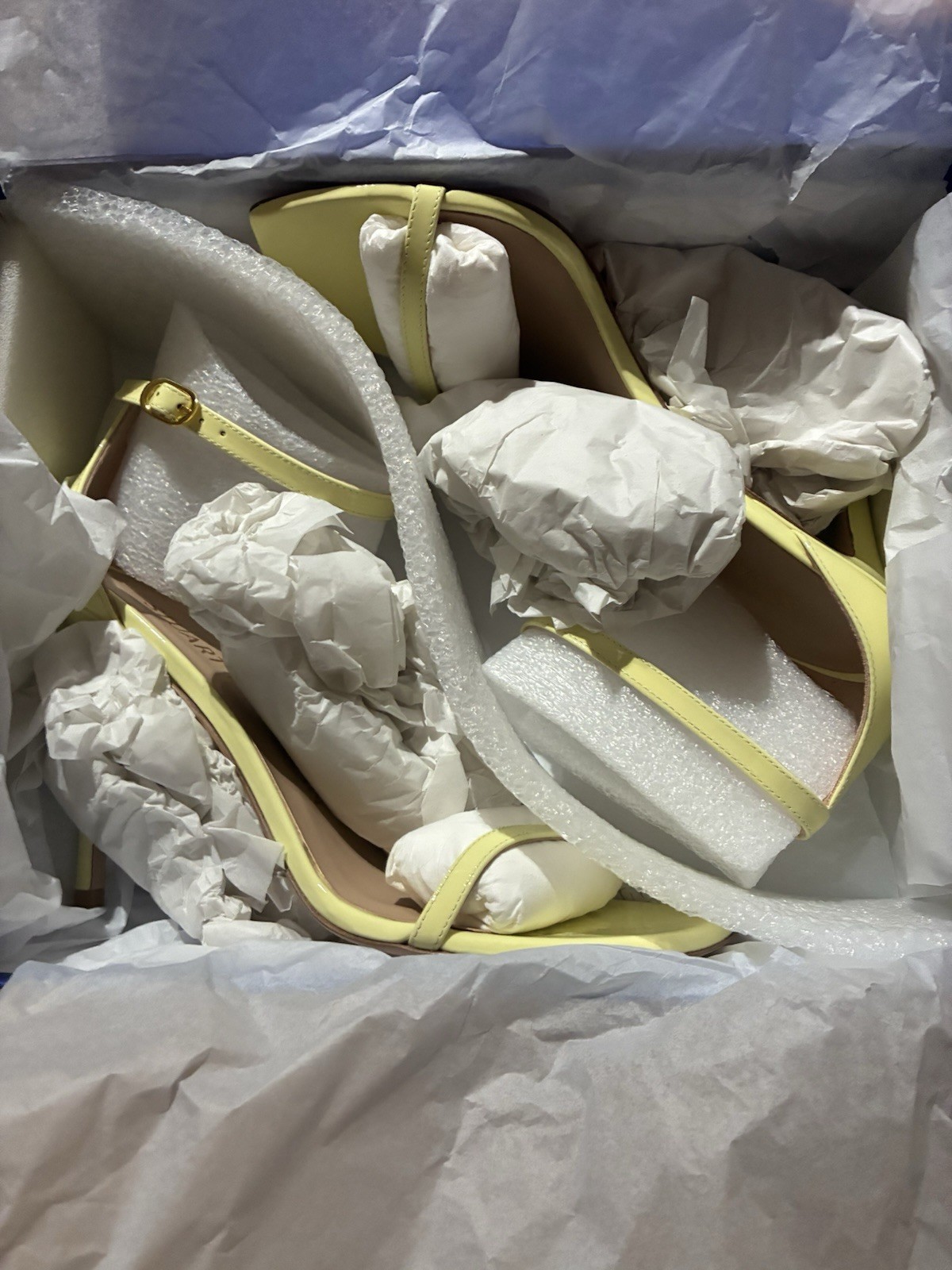 Stuart Weitzman Nudistcurve 100 Sandal Electric yellow 10.5 M