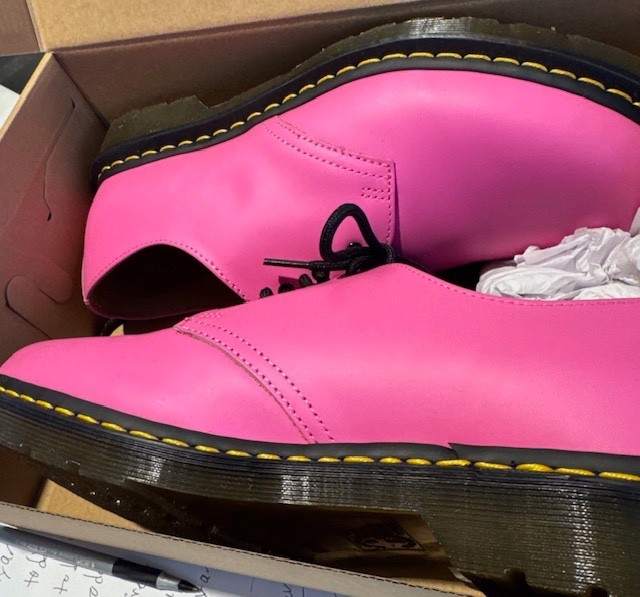 Unisex Oxfords 1461 Thrift Pink -US Men’s 10, Women’s 11 NEW