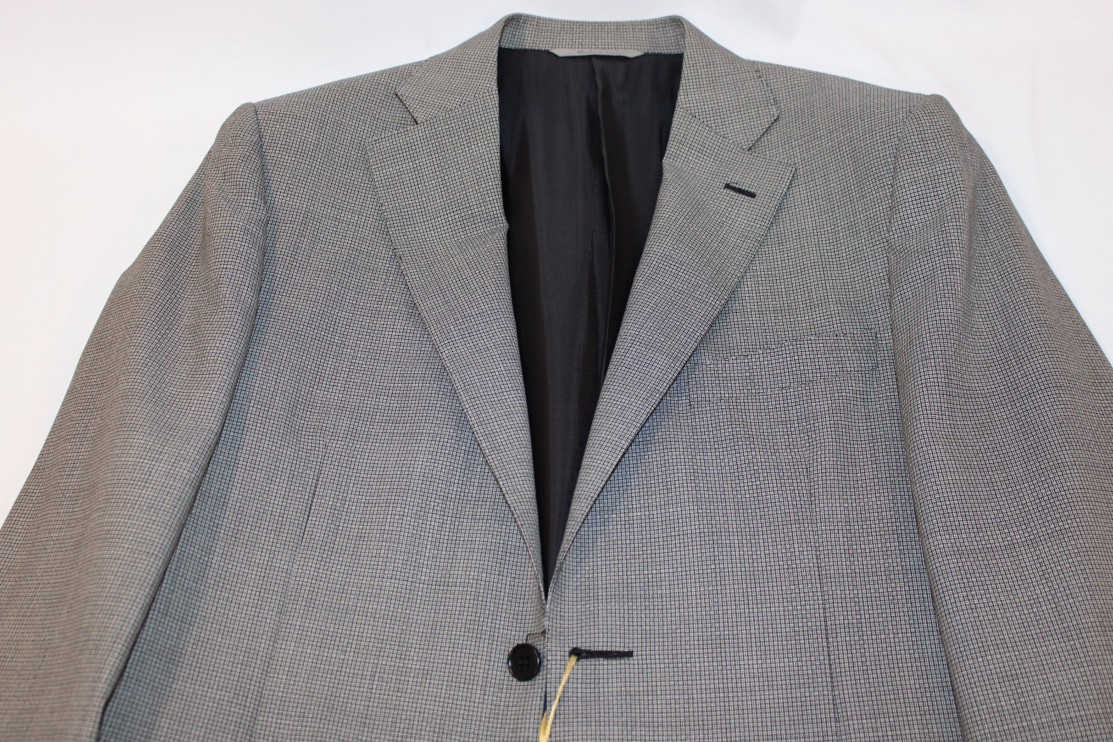 Canali Men’s Made in Italy Tweet Grey Wool Suit Size 38L/30W