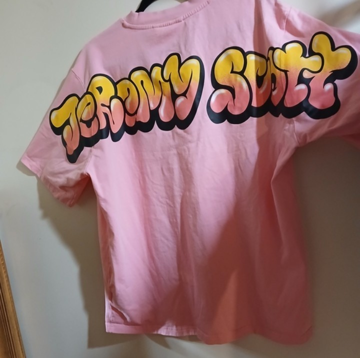 adidas Originals Jeremy Scott JS Tee Pink Graphic Logo T-Shirt Size L