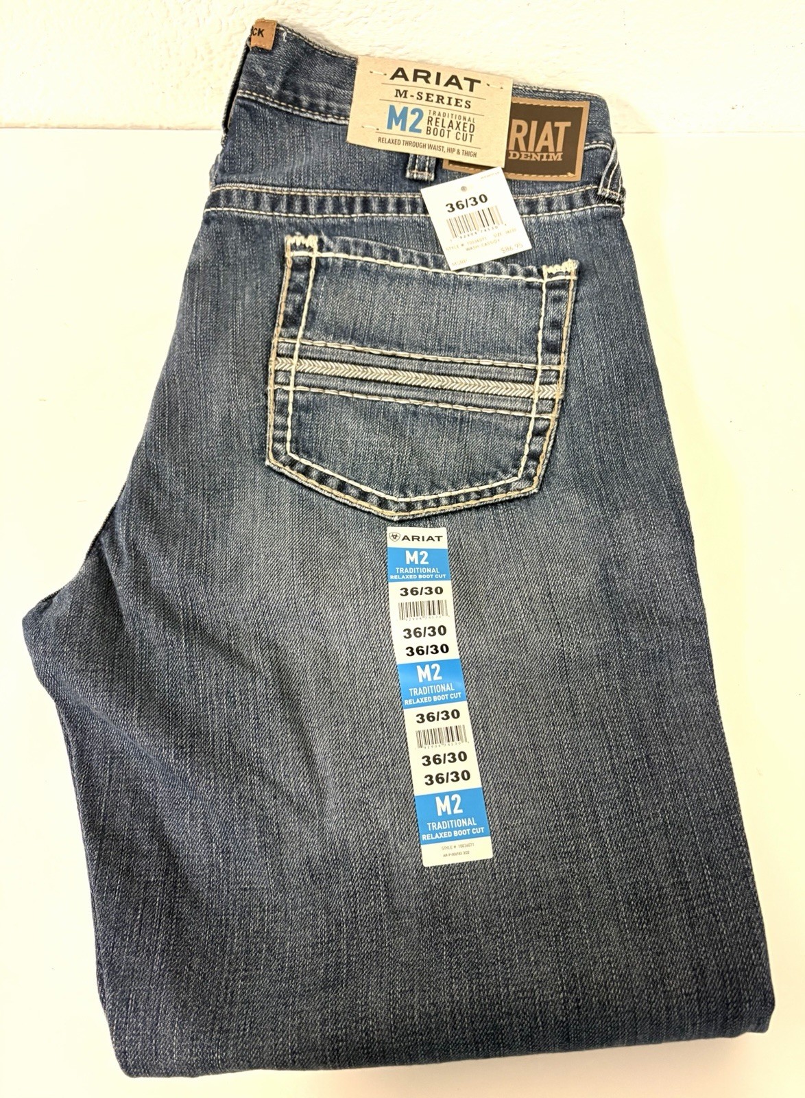 Ariat M2 Relaxed Boot Cut Jeans, Cassidy Wash, Style #10036071, Size: 36/30 NEW